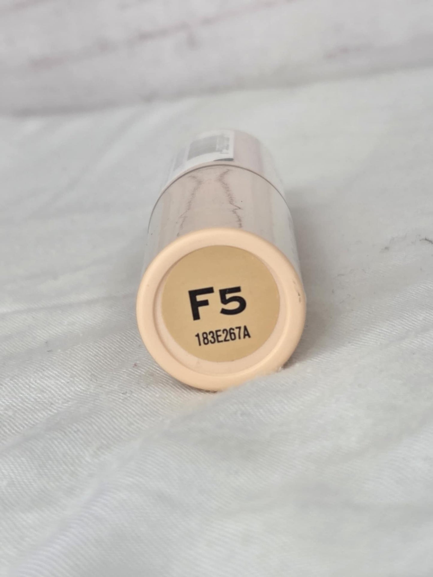 Revolution Fast Base Stick Foundation F5
