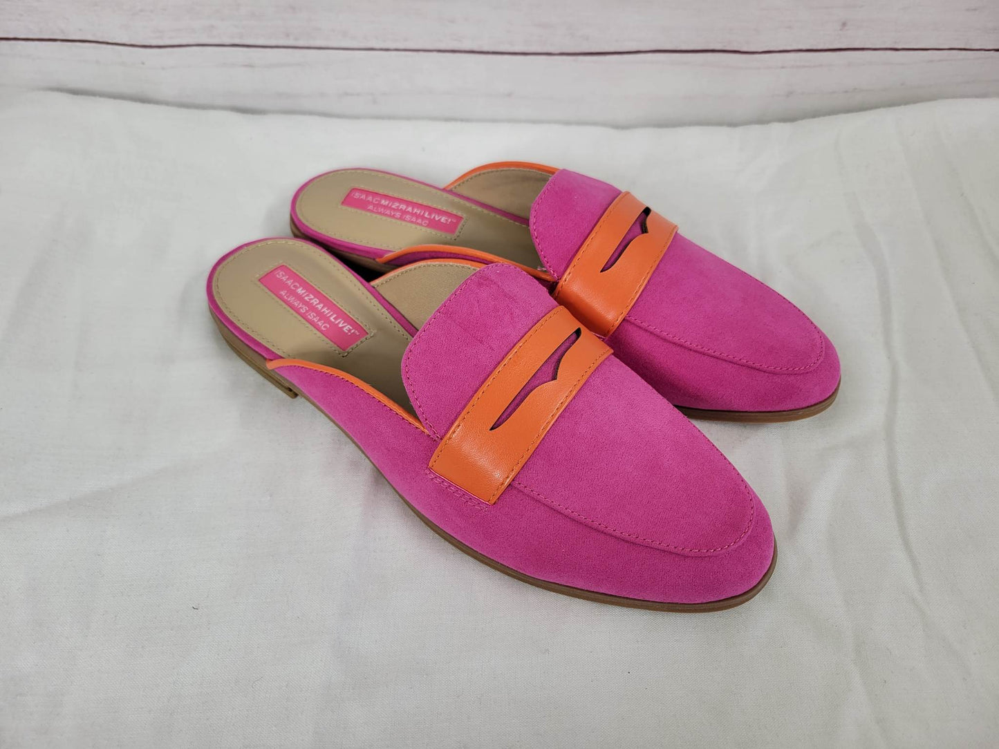 7.5M ULTRA PINK A394755 Isaac Mizrahi Always Isaac Faux Suede Mule