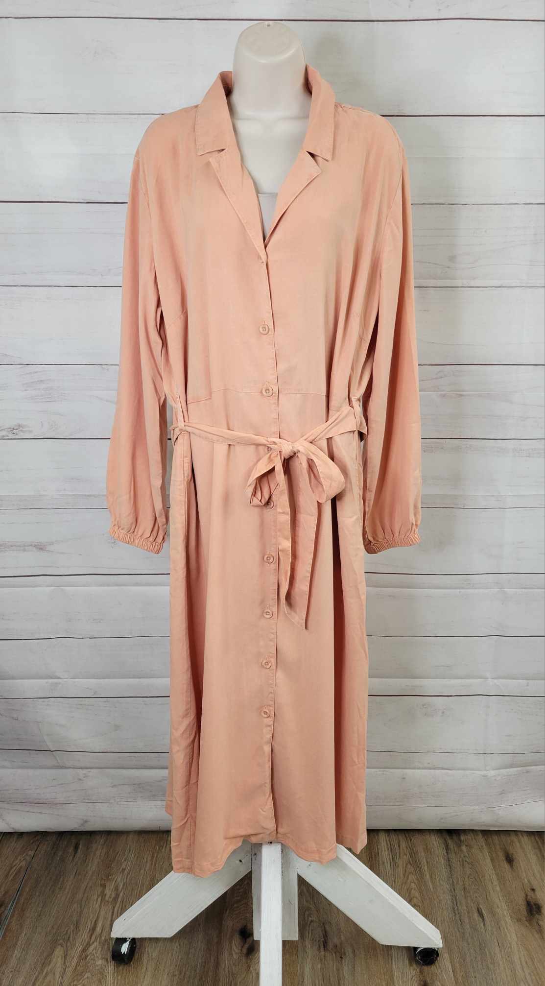 LARGE CORAL A300687 Side Stitch Long Sleeve Button Front Midi Dress