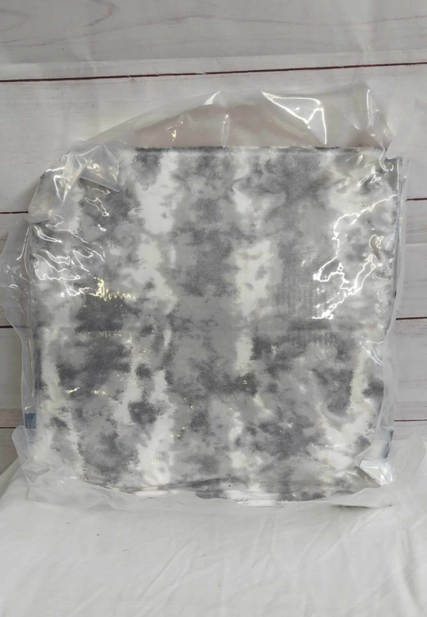 GREY H226501 Dennis Basso Set of 2 18" x 18" Tie-Dye Lite Faux Fur Pillow