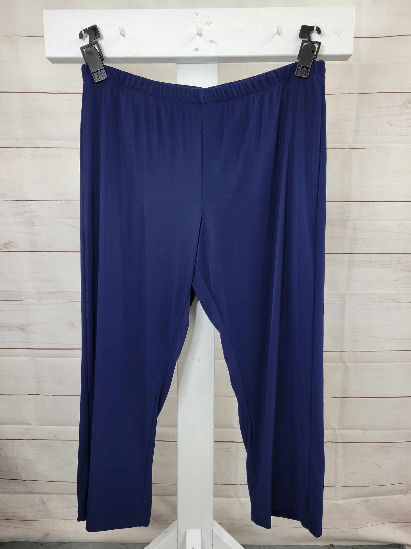 XLARGE NAVY A574061 Susan Graver Modern Essentials Reg Lustra Knit Crop Pants