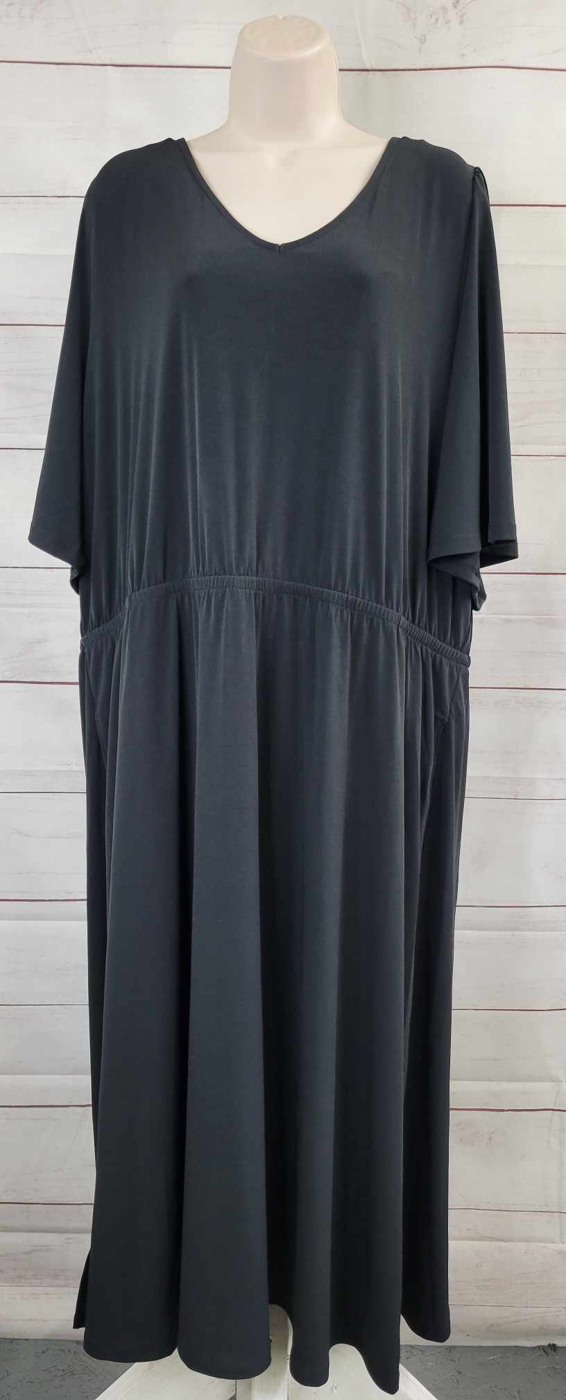 2X BLACK A504598 Girl With Curves Regular Knit Midi Dress with Flutter Sleeve