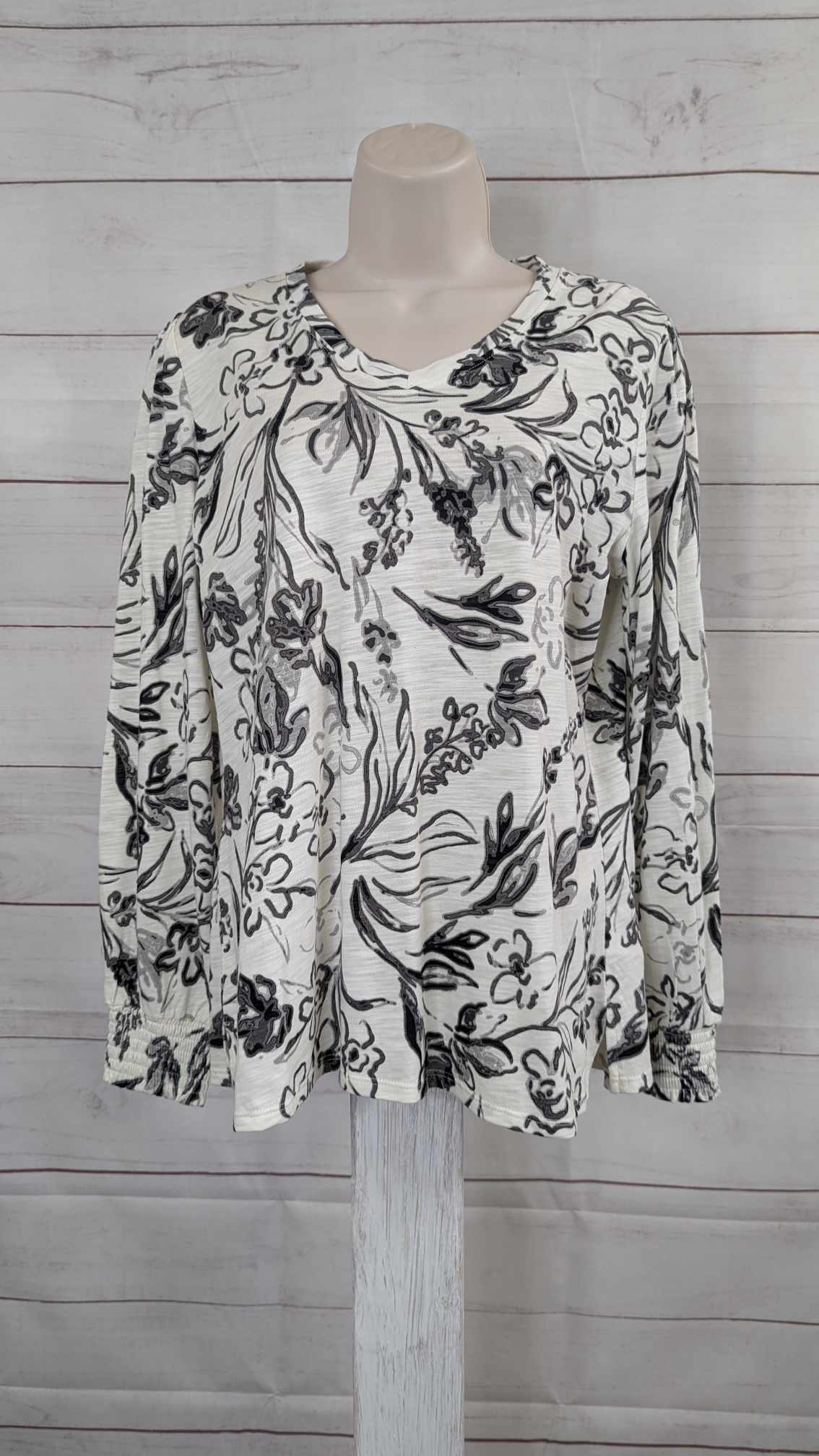 XXSMALL CREAM A299904 Belle by Kim Gravel Slub Knit Sketchy Floral Knit Top
