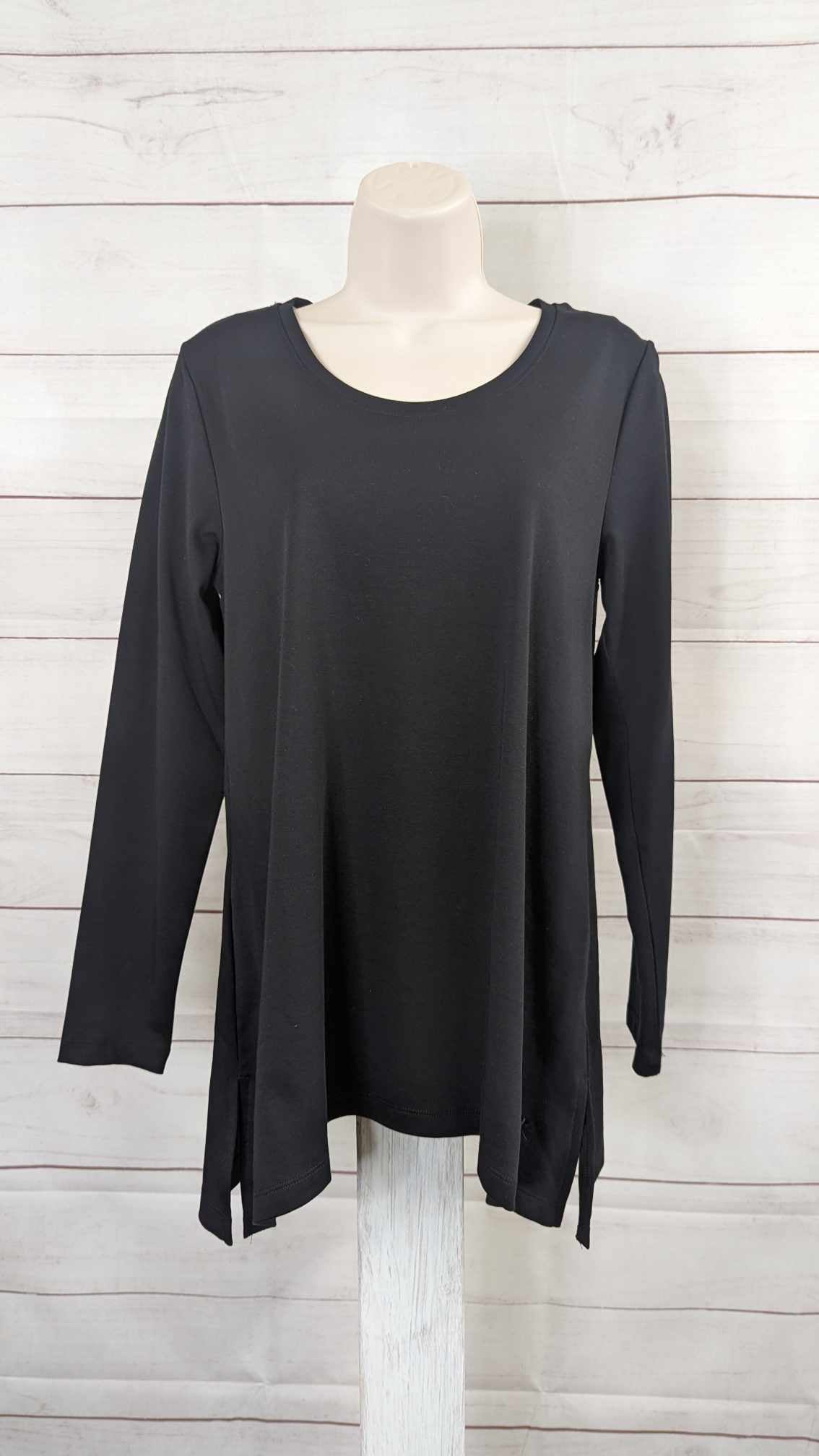 XSMALL BLACK A561396 Isaac Mizrahi Live! Essentials Pima Cotton Scoop Neck Top