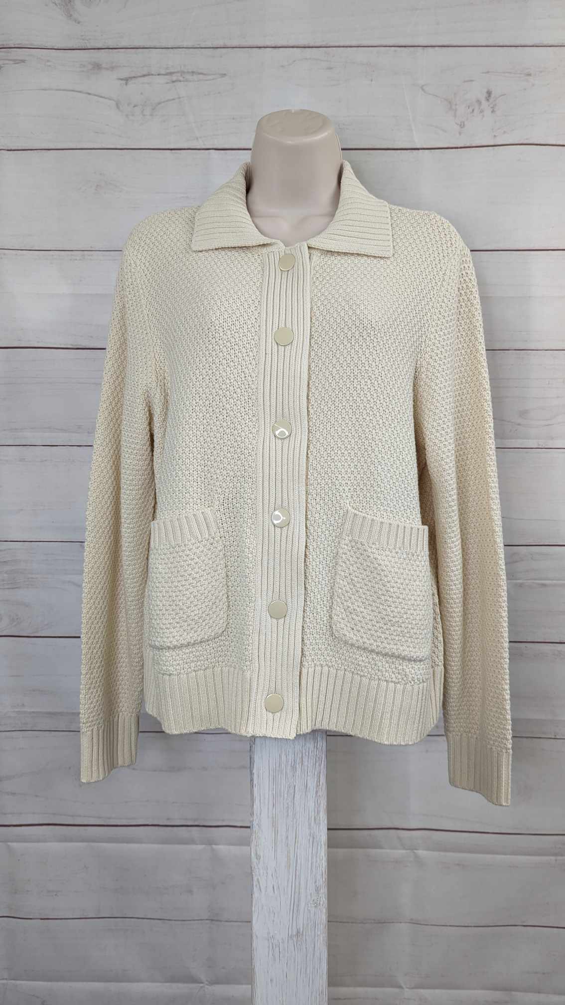 SMALL LATTE A615245 Girl With Curves Novelty Yarn Button Front Long Sleeve Cardigan