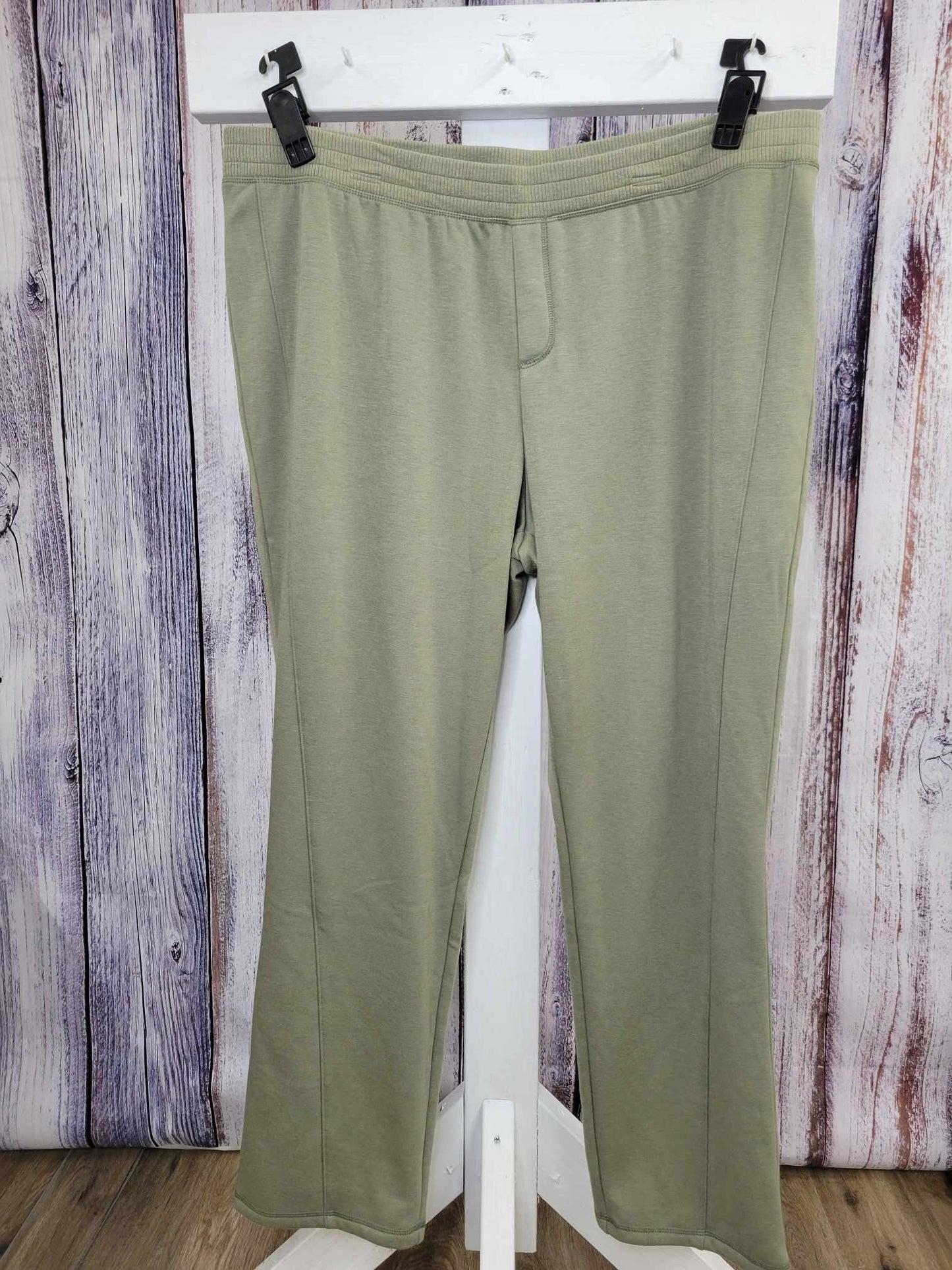 2XT OLIVE A385607 Isaac Mizrahi Live! Tall SOHO Plushed Back Straight Leg Pants