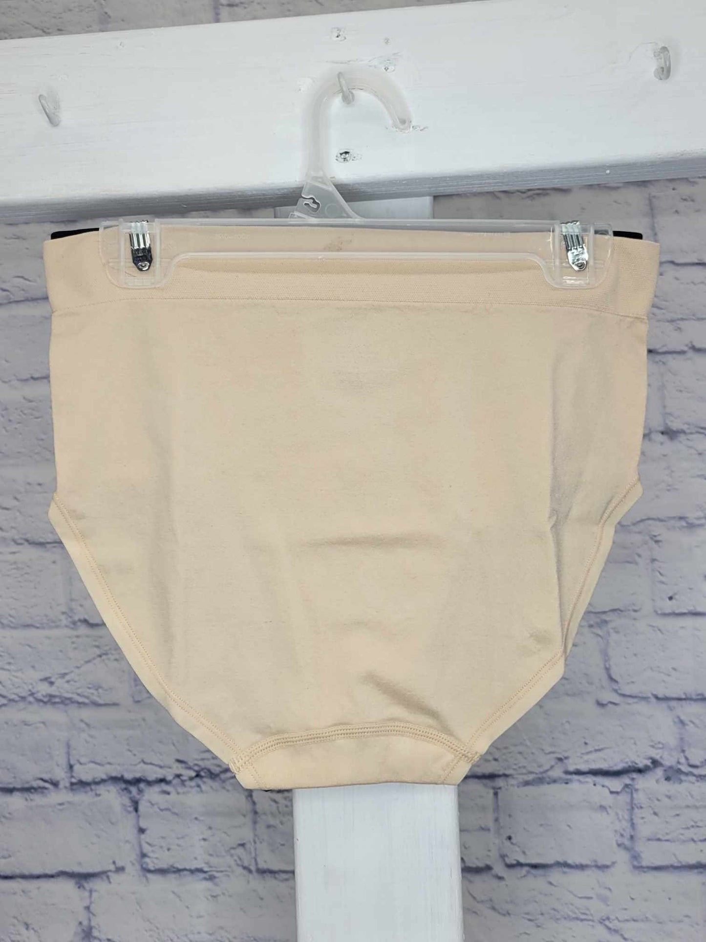 SMALL A604430 AnyBody Intimates Set of 2 Jersey Briefs
