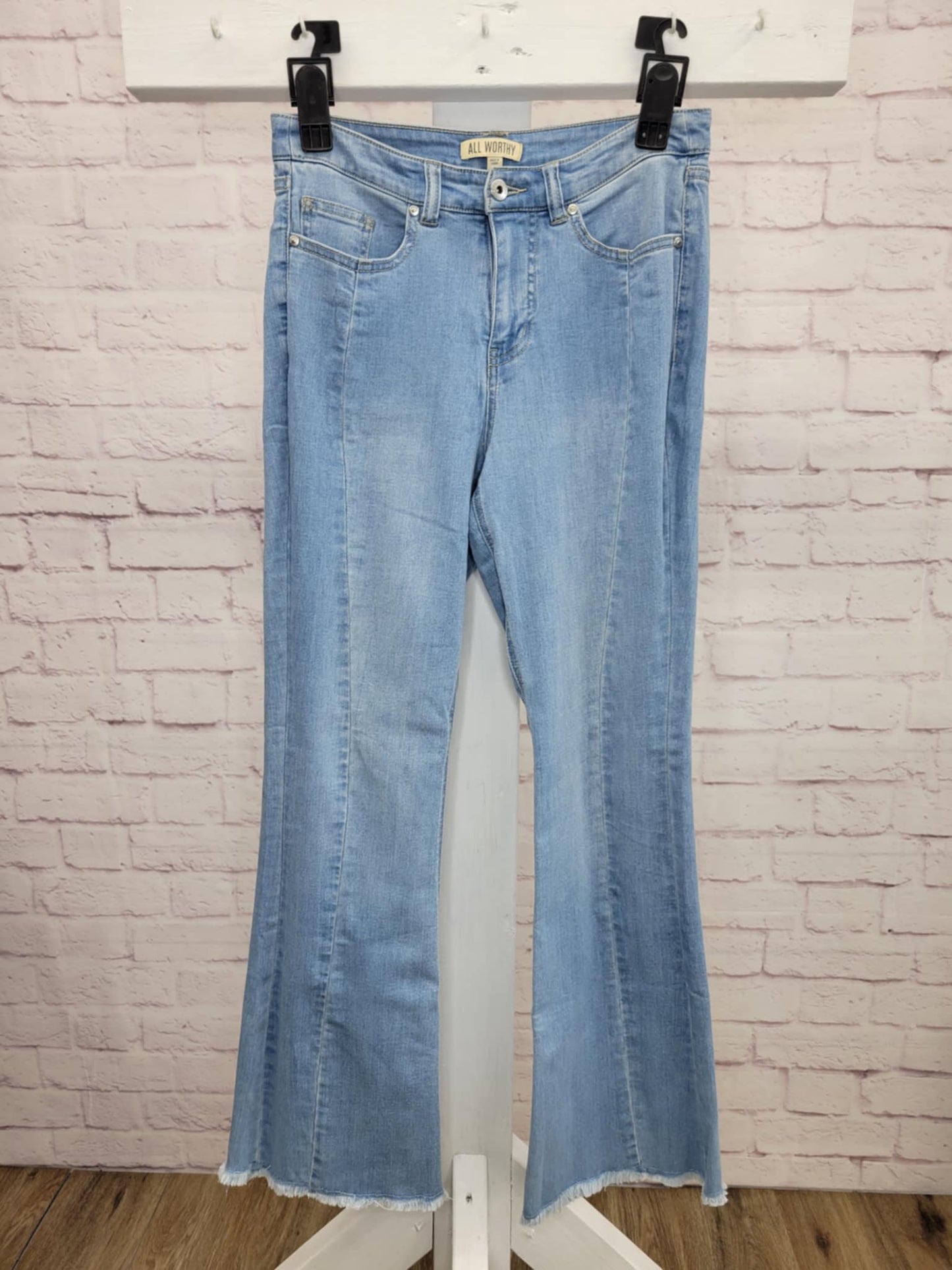6R LT. WASH A517354 All Worthy Hunter McGrady Regular Indigo Raw Hem Jeans