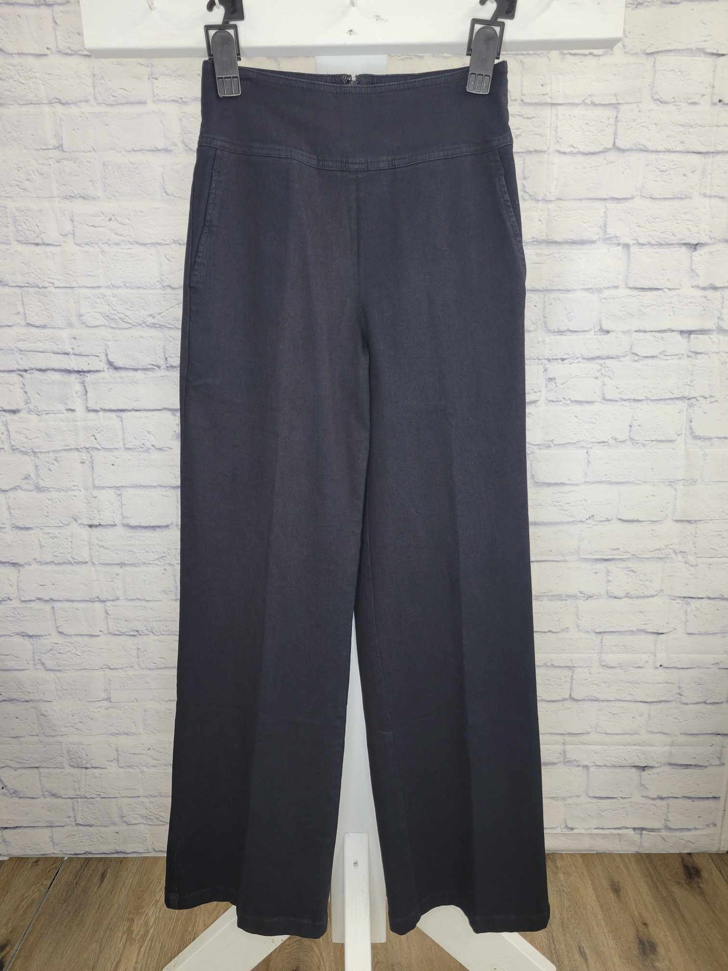 2R BLACK A310175 G.I.L.I. Regular High Waisted Wide Leg Jeans