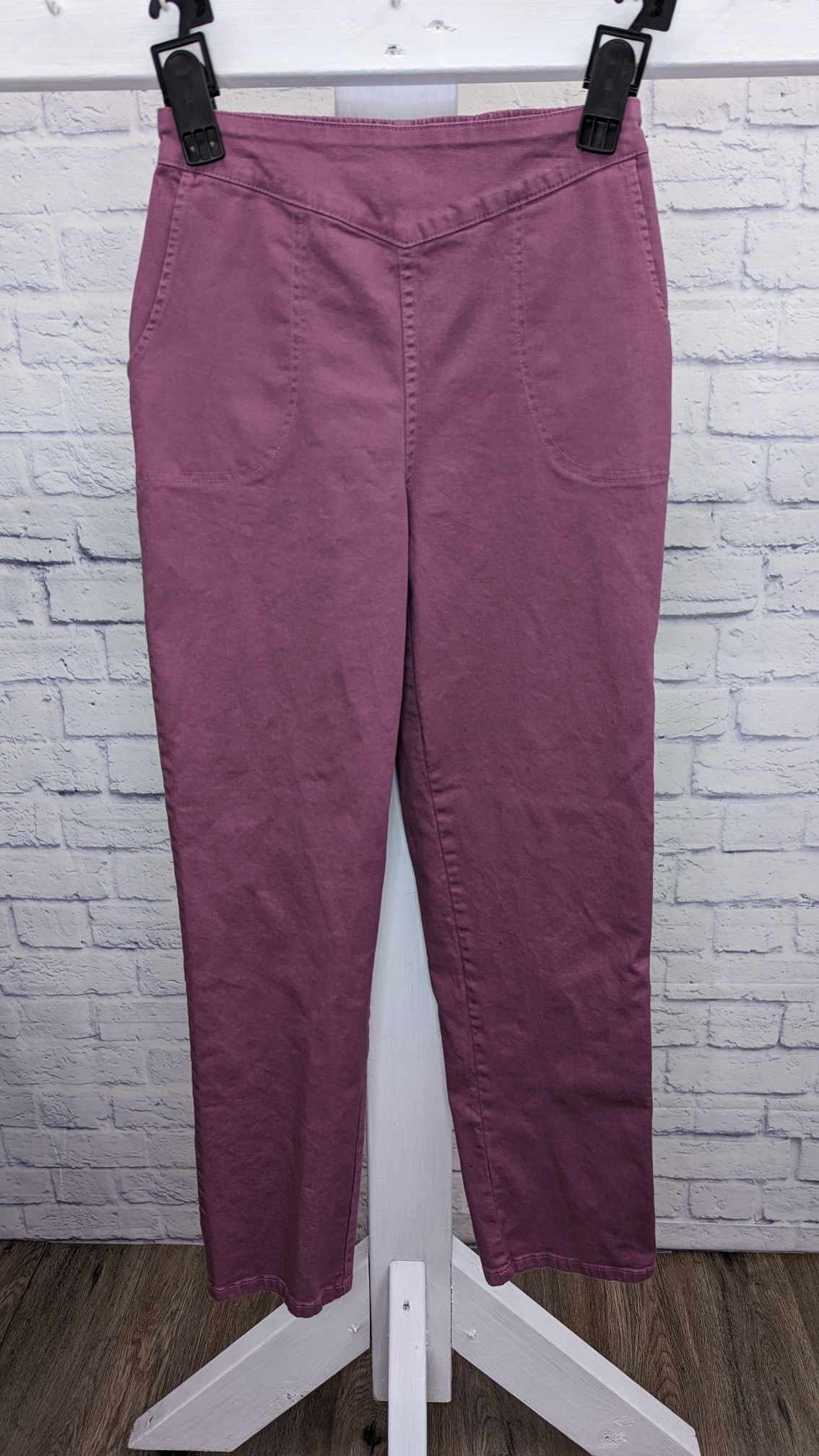 XSMALL ANT BERRY A228213 Denim & Co. Pull-On Front V-Yoke Jeans with Pockets
