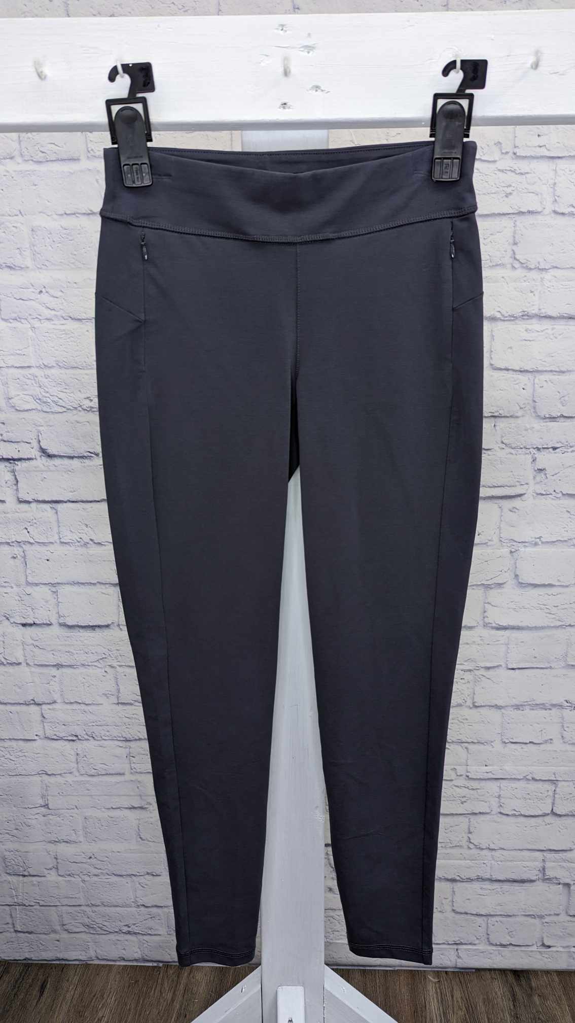 XXSMALL GRAPHITE A372463 Susan Graver Regular Weekend Premium Stretch Leggings