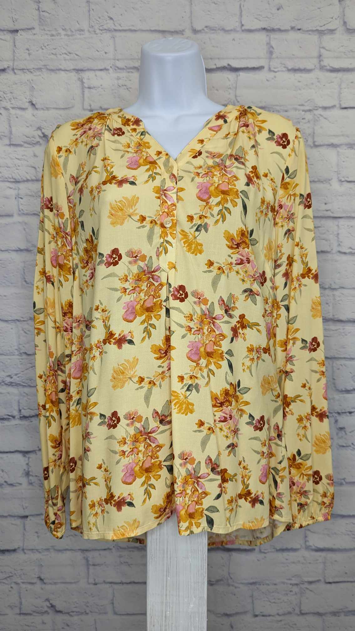 XXSMALL YELLOW FLORAL A392138 Denim & Co. Printed V-Neck Long-Sleeve Blouse