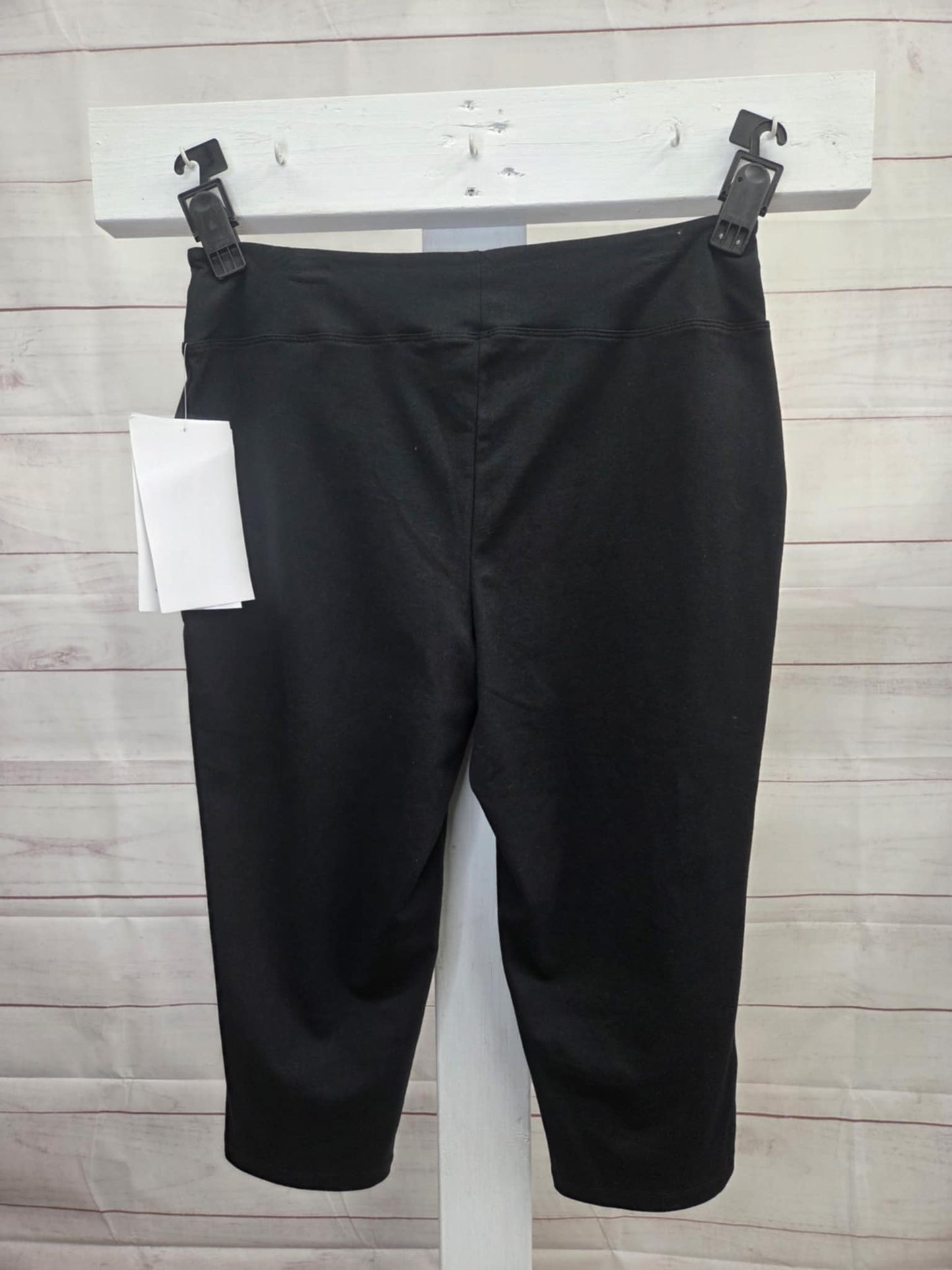 LARGE BLACK A601023 Wicked by Women with Control Regular Capri Pants