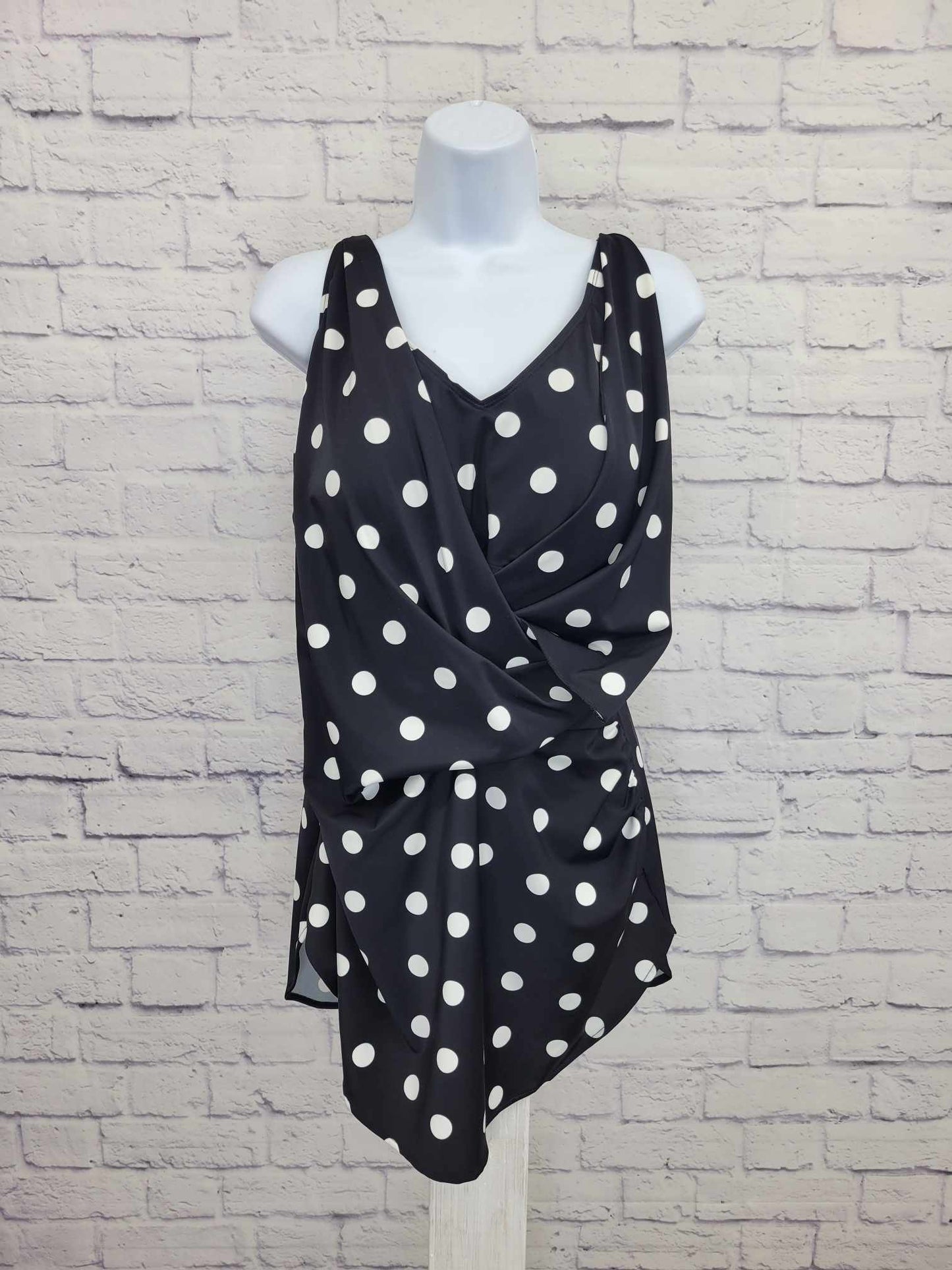 16R BLACK DOT Denim & Co. Beach V-Neck Surplice Swim Dress A392809