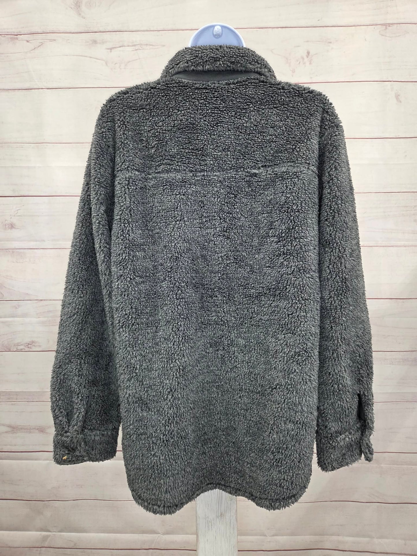SMALL HEATHERED GREY A705396 Belle by Kim Gravel Regular SophisticChic Horn Button Sherpa Shacket