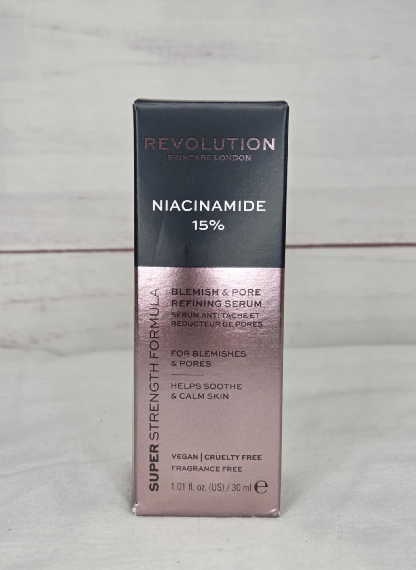 Revolution Skincare 15% Niacinamide Blemish & Pore Refining Serum
