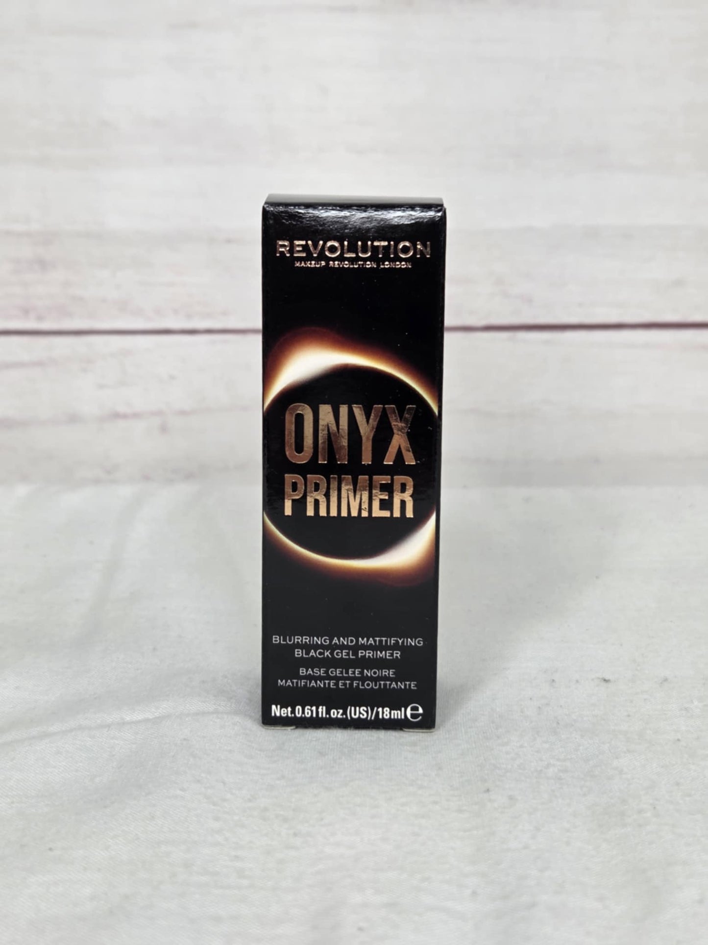 Revolution Onyx Primer Blurring And Mattifying Black Gel Primer