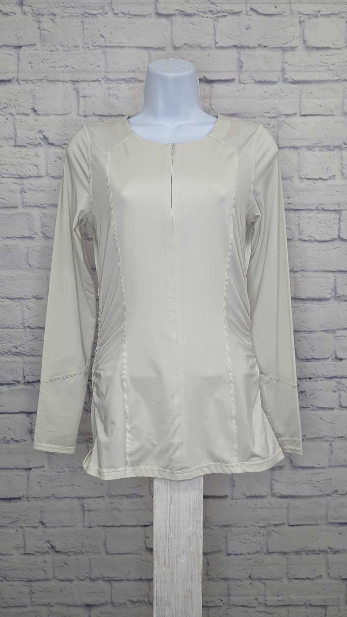 XXSMALL LT STONE GREY A377792 zuda Z-Sol Knit Top w/ Ruching Detail