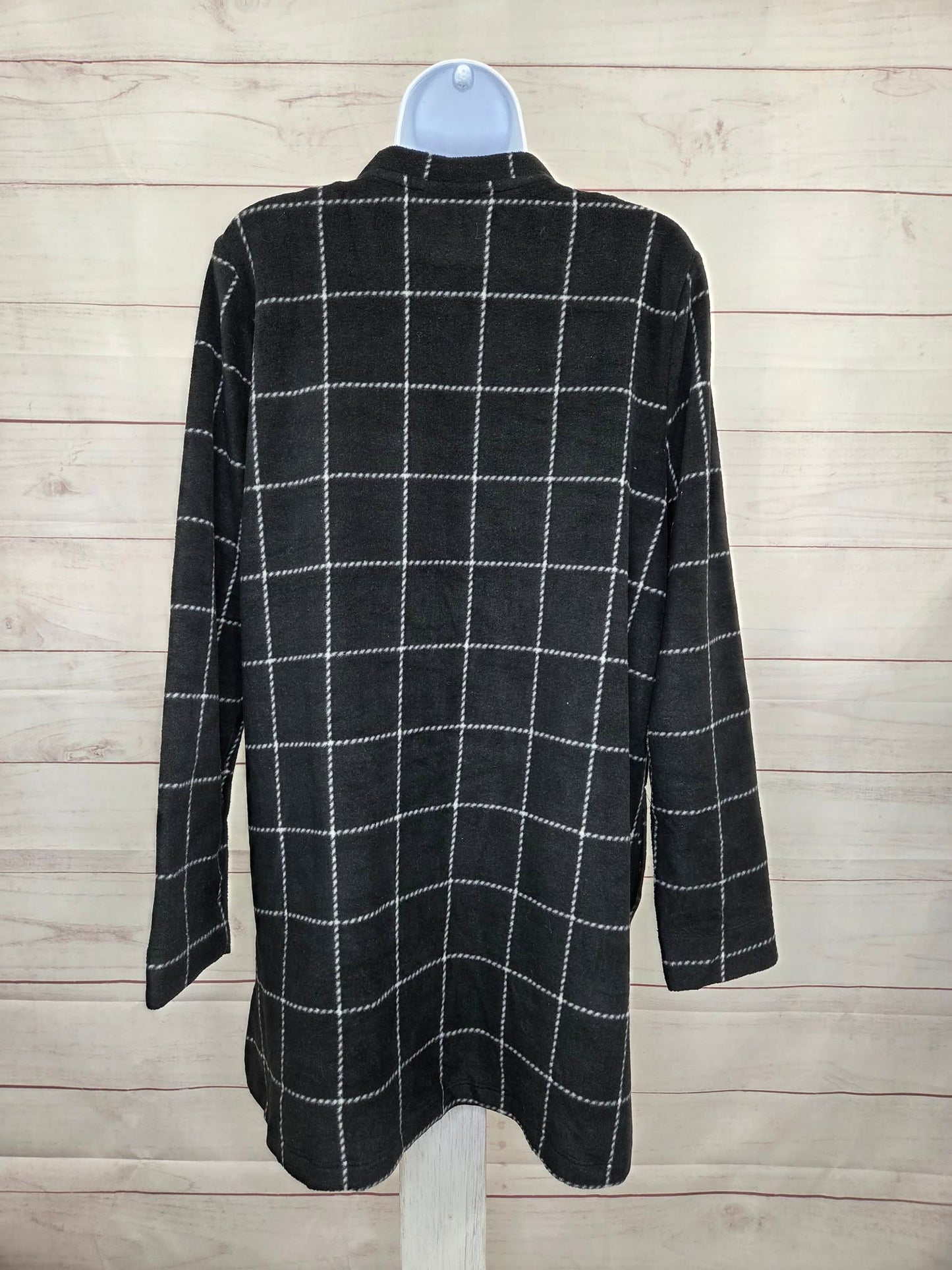 SMALL PLAID A705522 Cuddl Duds Fleecewear with Stretch Button Front Wrap