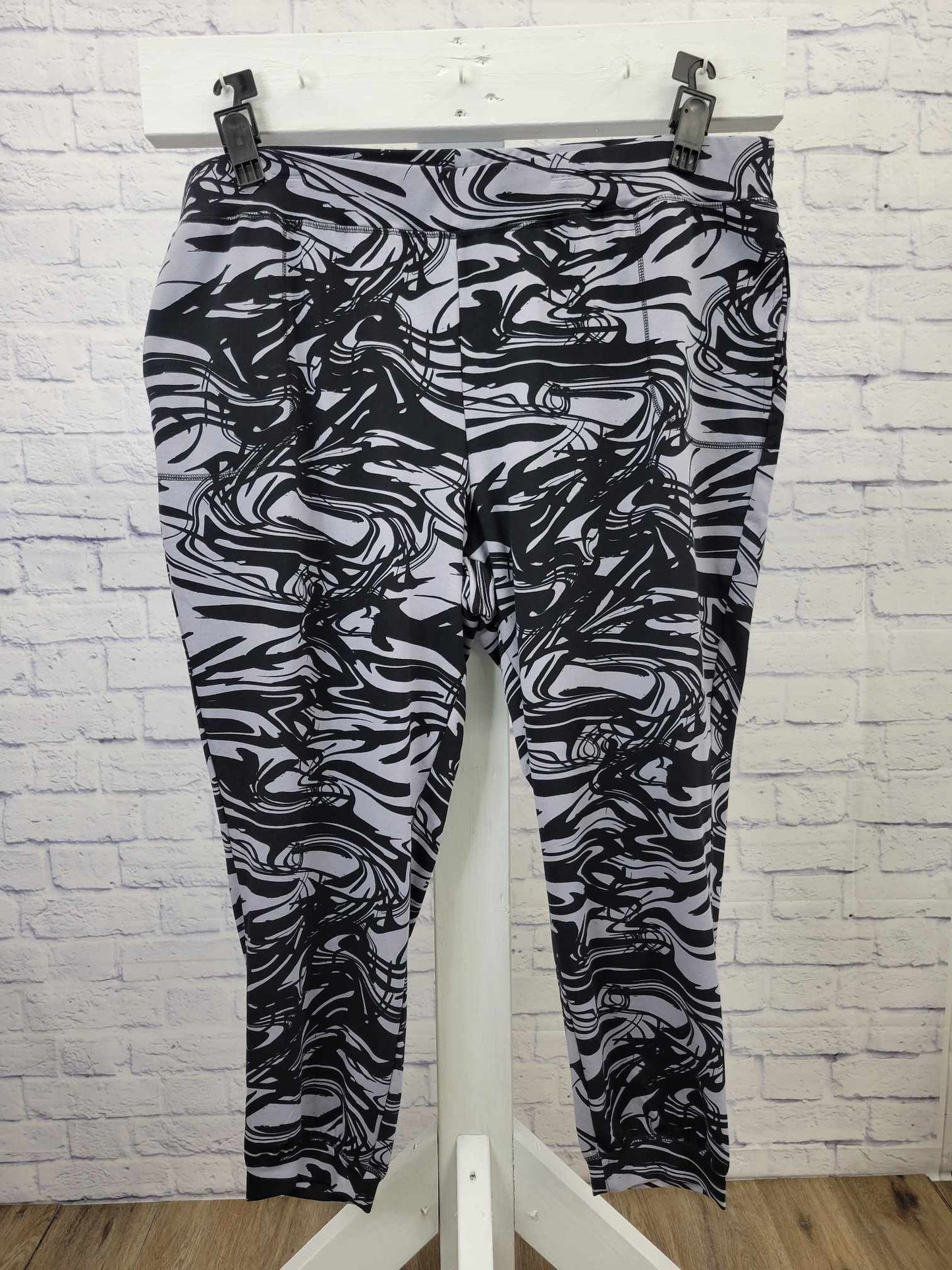 3X GREY MOON A570576 LOGO Lounge by Lori Goldstein Reg. Marble French Terry Jogger