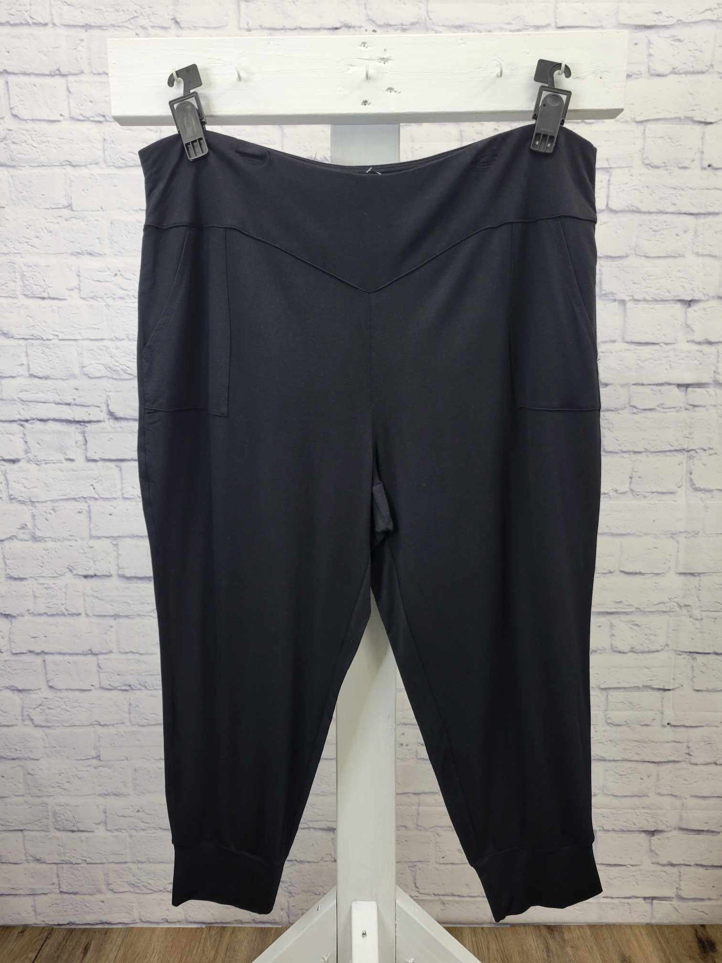 3XP BLACK A451564 All Worth Hunter McGrady Petite Knit Pull-On Joggers
