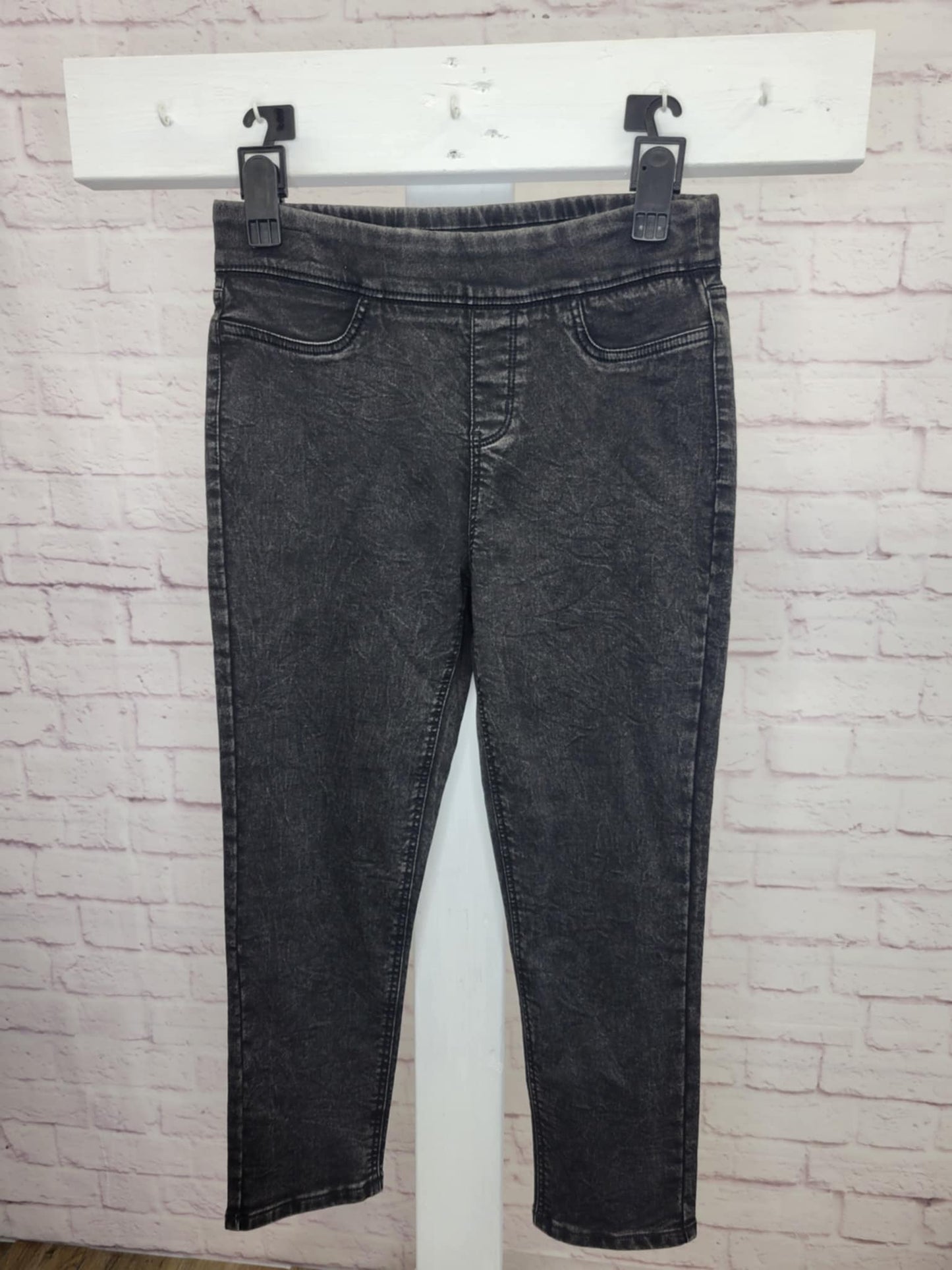 XXSMALL BLACK A398803 Denim & Co. Regular Comfy Knit Acid Wash Crop Jeans