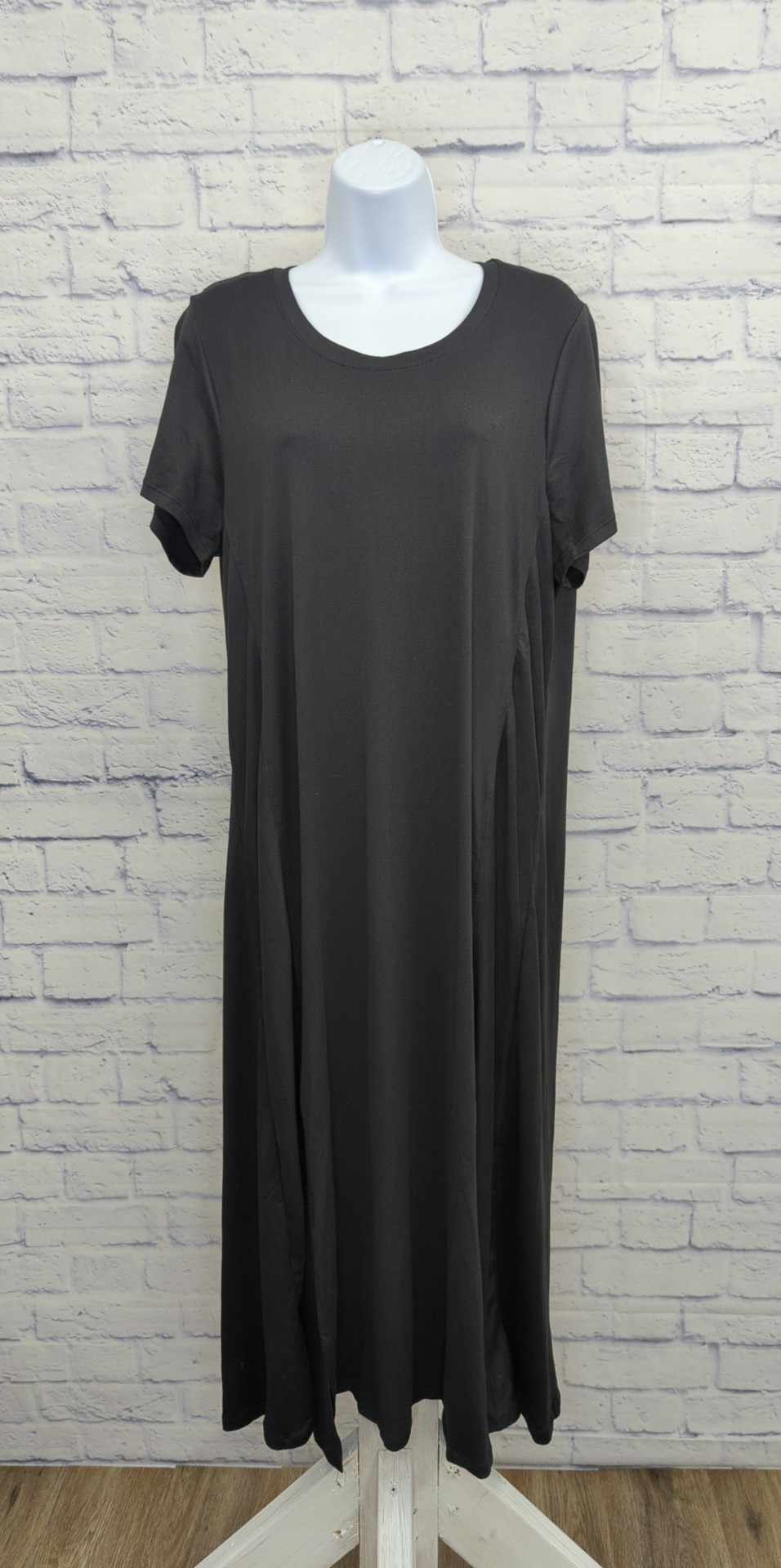 1X BLACK A373537 Cuddl Duds Flexwear Petite Short-Sleeve Maxi Dress