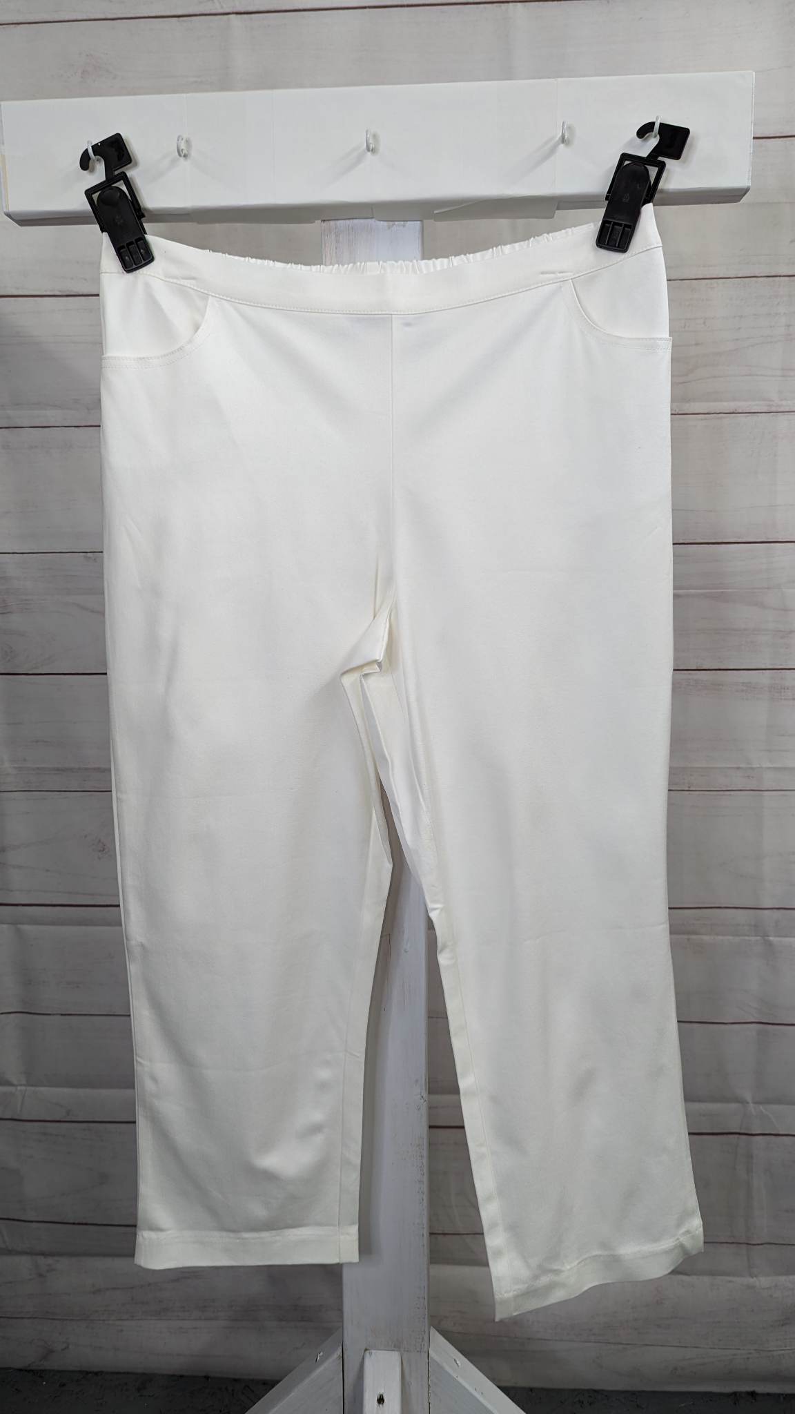 16R WHITE A472131 Isaac Mizrahi Live! Regular 24/7 Stretch Crop Pants with Pockets
