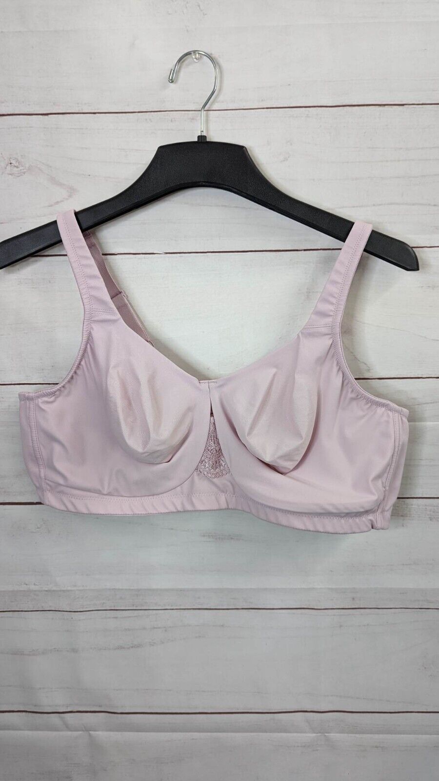 46D LAVENDAR A377163 Breezies Embroidered Lace Medallion Wirefree Support Bra