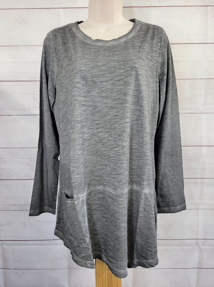 XSMALL SMOKED PEARL A522780 LOGO by Lori Goldstein Distressed Cotton Peplum Top
