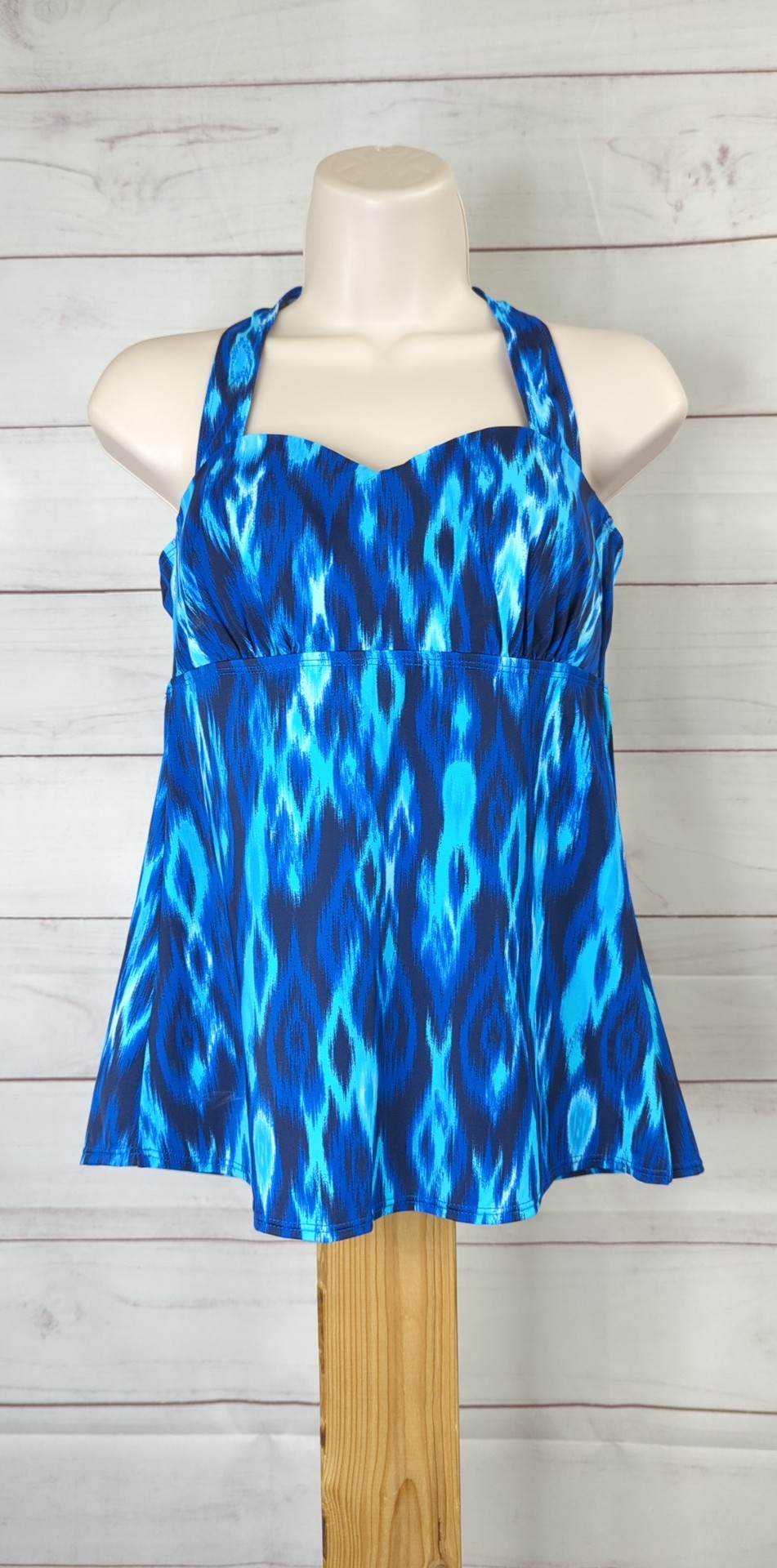 6R SAPPHIRE BLUE A375185 Denim & Co. Beach H-Back Tankini Top