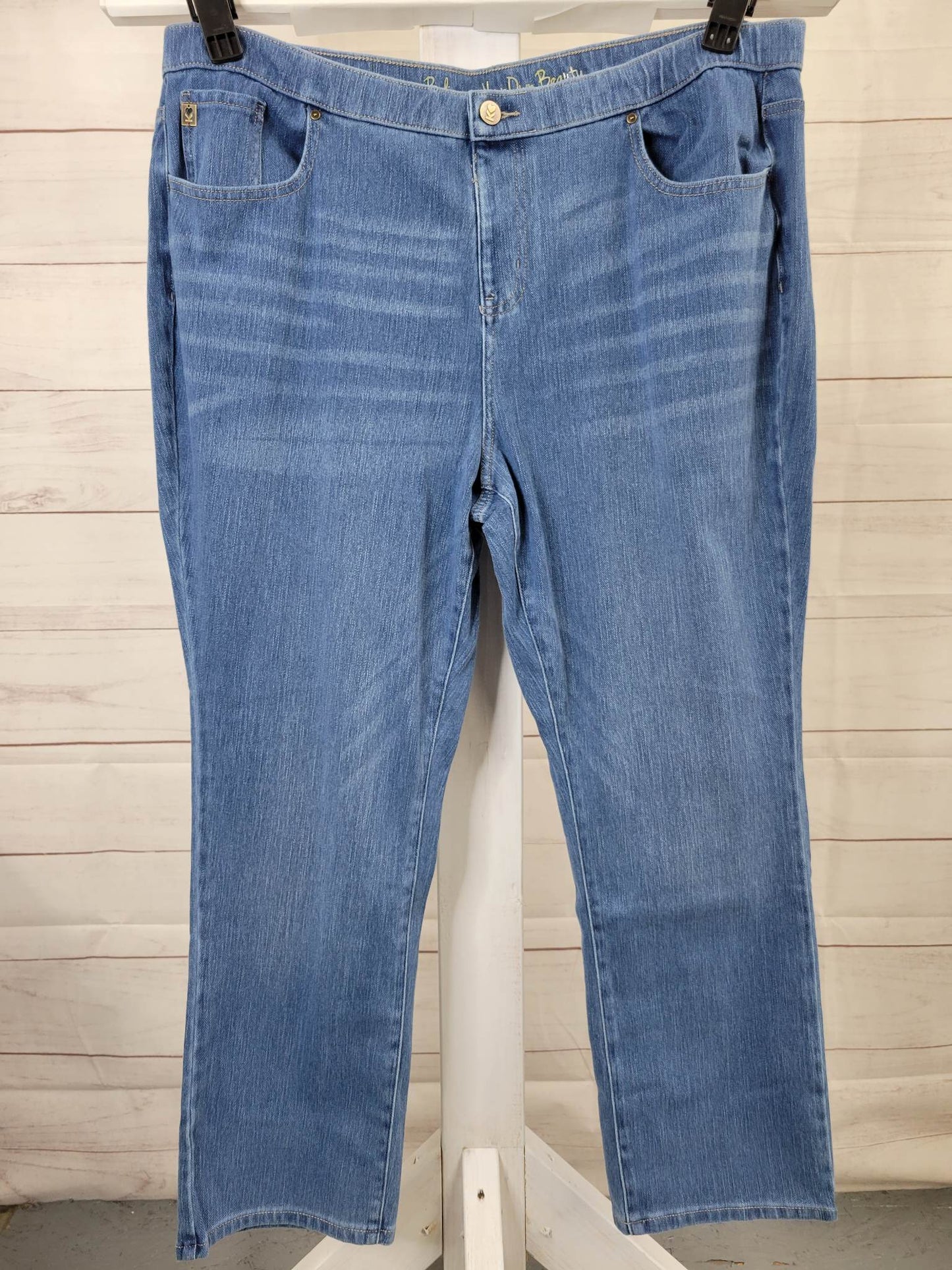 24W MED. WASH A517552 Belle by Kim Gravel Regular Flexibelle Rollabelle Jean