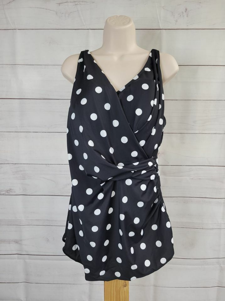 16R BLACK DOT Denim & Co. Beach V-Neck Surplice Swim Dress A392809