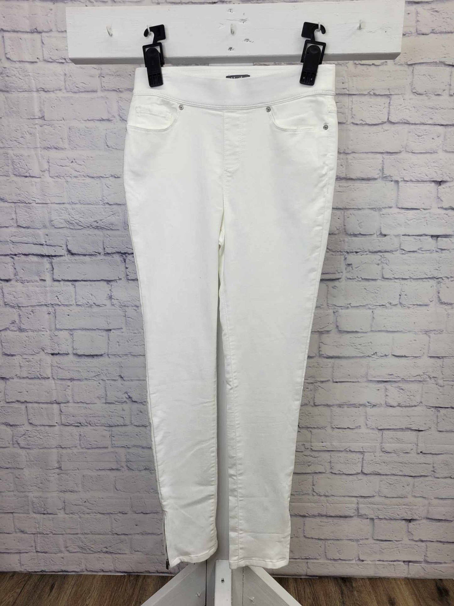 6R WHITE A351436 Martha Stewart Regular Knit Denim Ankle Jeans w/ Zipper Detail