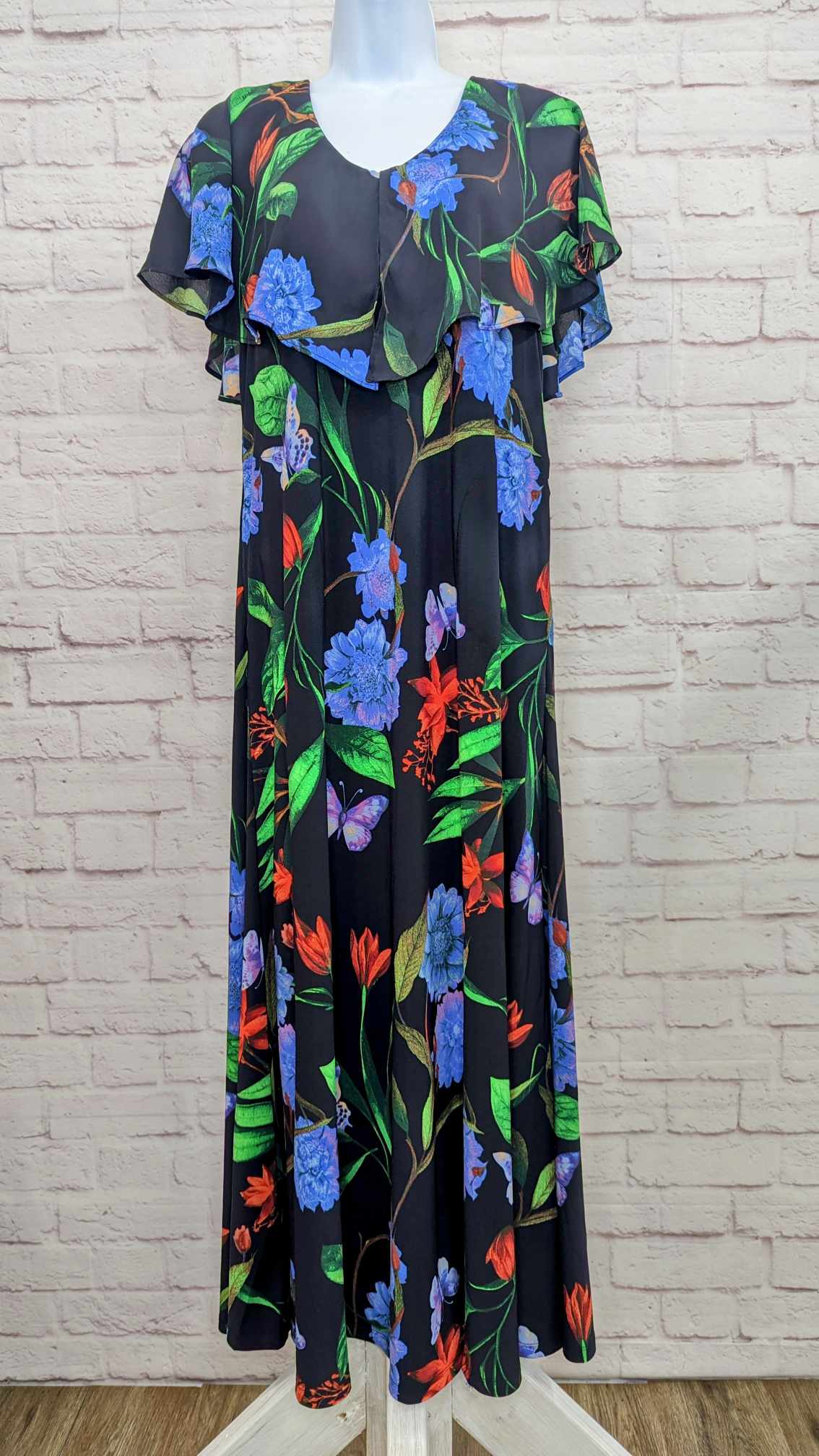 SMALL PET BUTTERFLY BLOOMS A643365 Attitudes by Renee Petite Global Illusions Maxi Dress