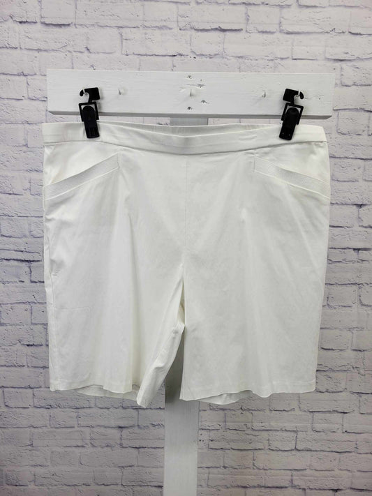 28W WHITE A307400 Susan Graver Ultra Stretch Bermuda Shorts