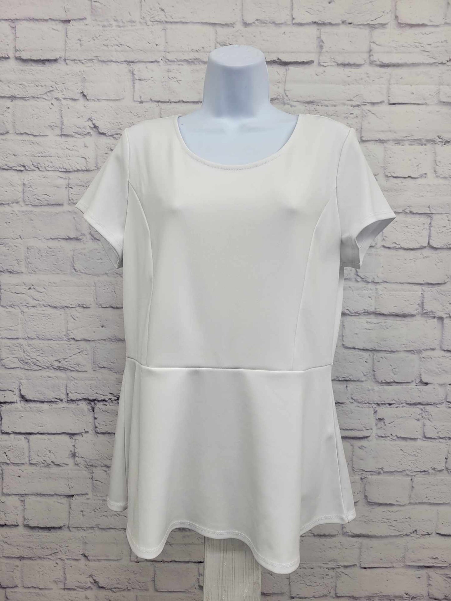 MEDIUM WHITE A600390 GRAVER Susan Graver LK Fusion Cap-Sleeve Peplum Top