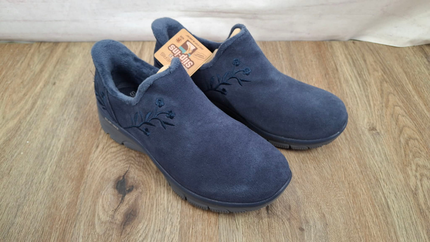 7 1/2 NAVY A699902 Skechers Slip-ins Embroidered Easy Going Shoes