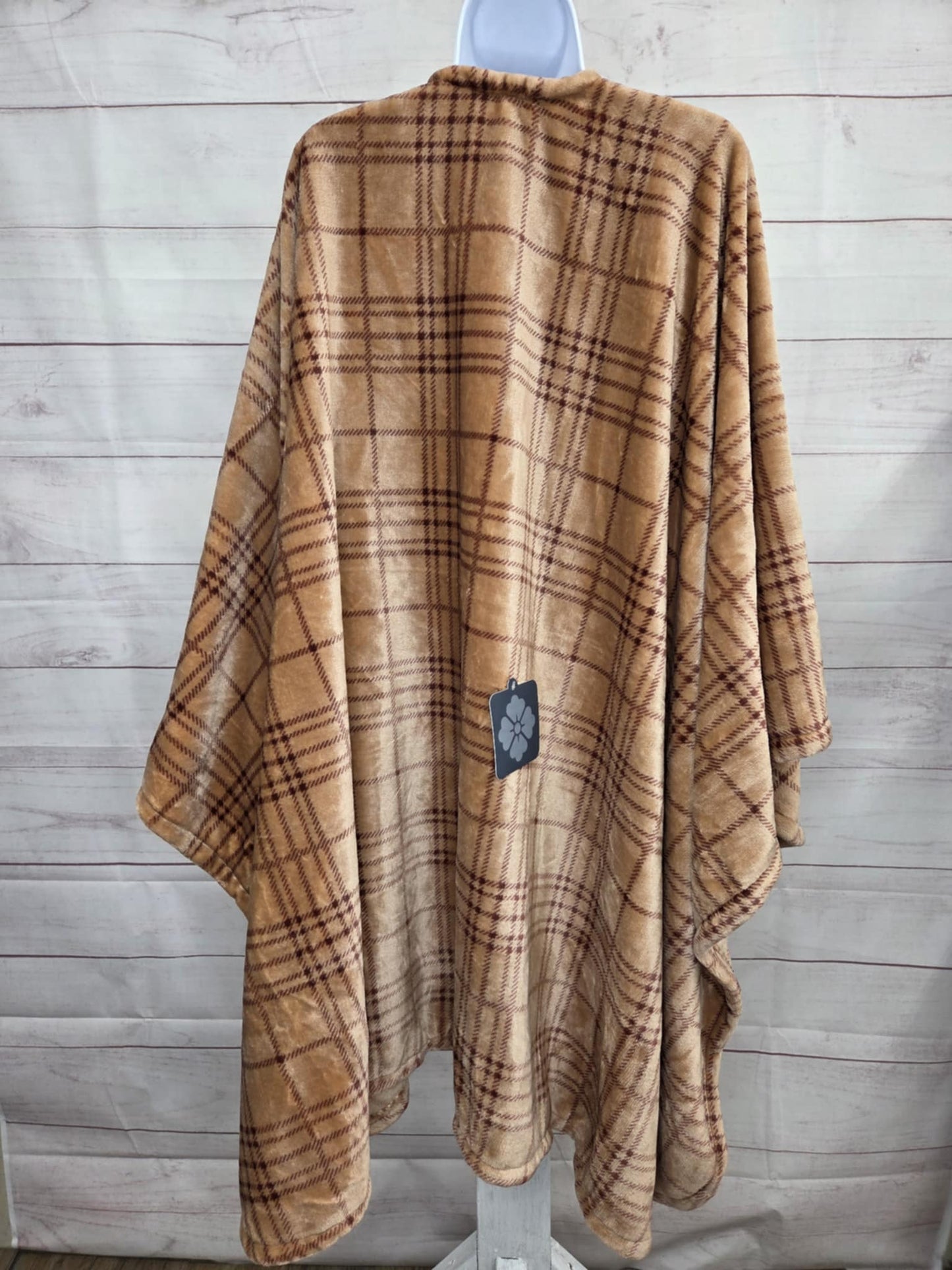 O-S CHOCOLATE H507844 Berkshire Rawlings Plaid Velvetsoft Plush Wearable Throw