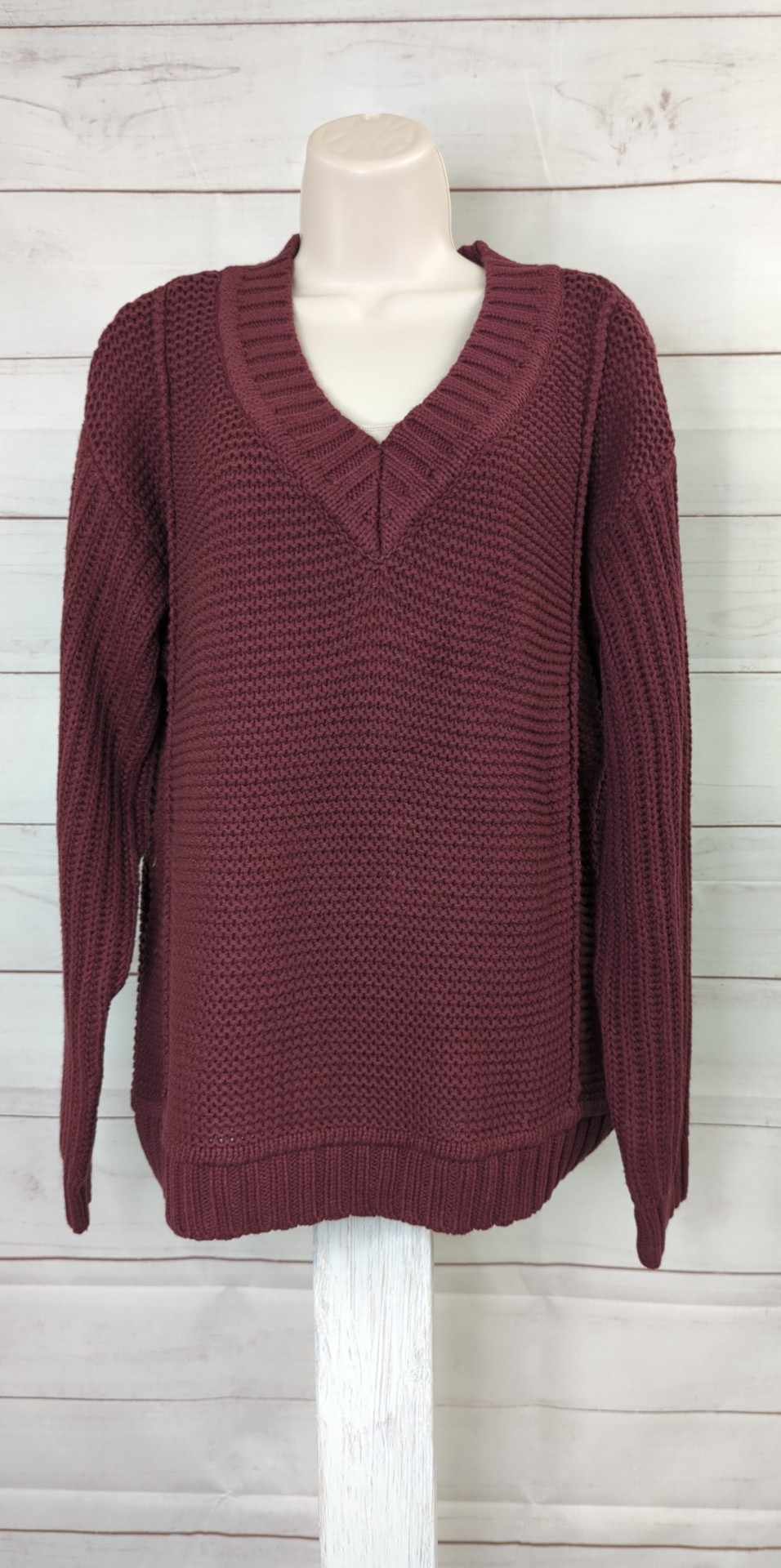 SMALL WINE A518984 Encore by Idina Menzel Mixed Stitch V-Neck Sweater