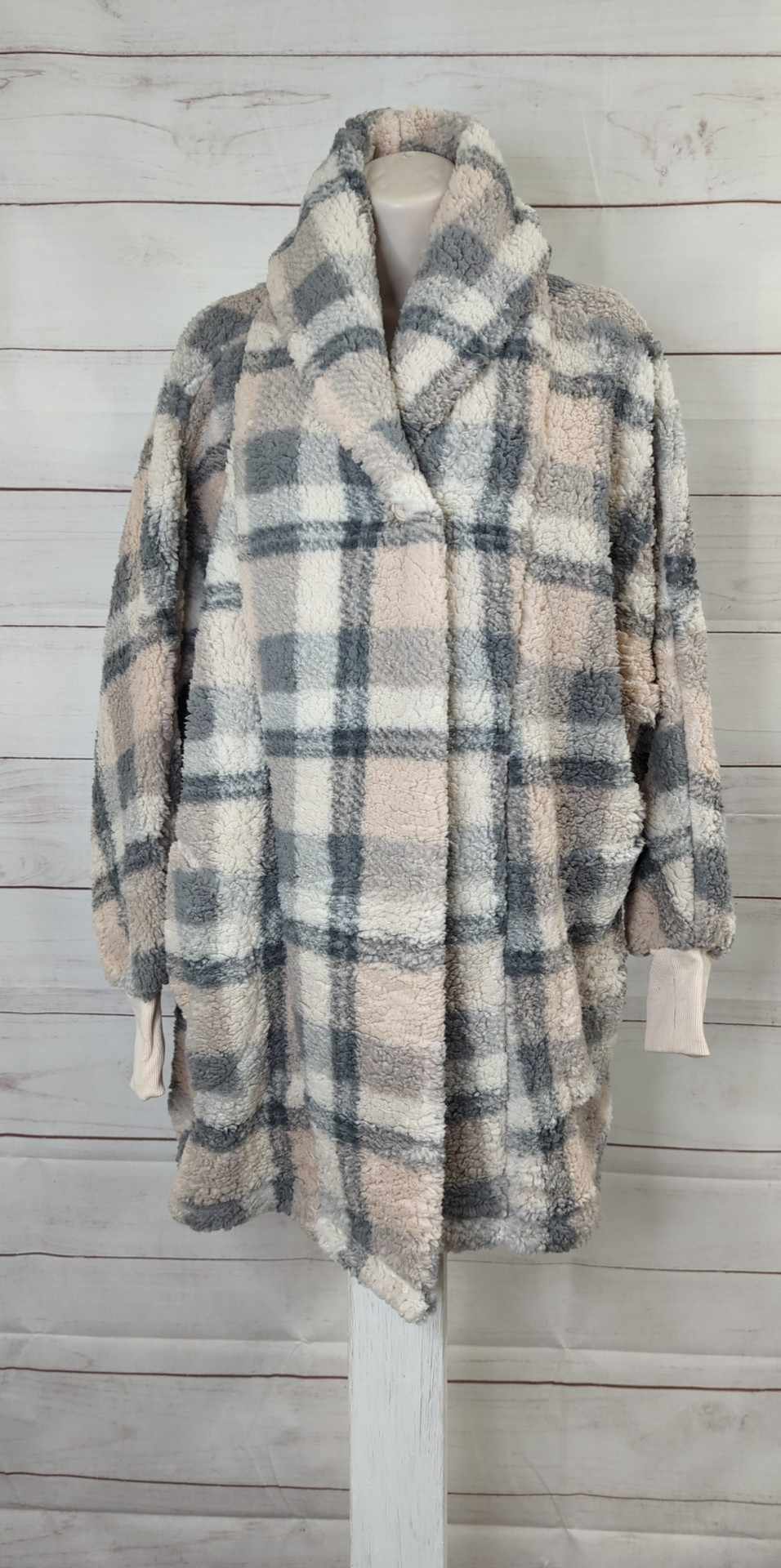 XS/S PINK PLAID A521468 BumbleBella by Jill Martin Petite Sherpa Shawl Collar Button Lounger