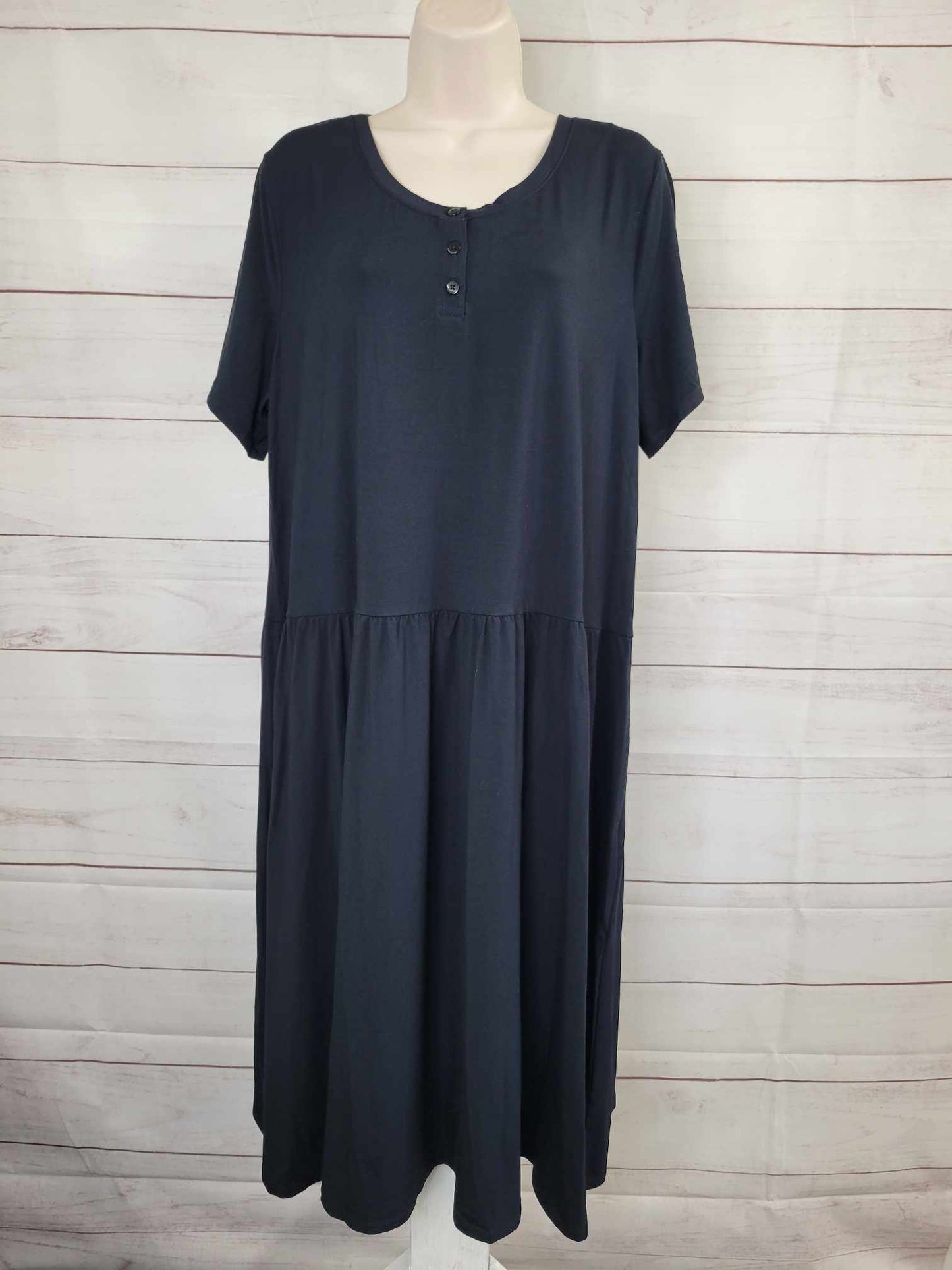 LARGE BLACK A397955 LOGO by Lori Goldstein Regular Rayon 230 Short Sleeve Dress