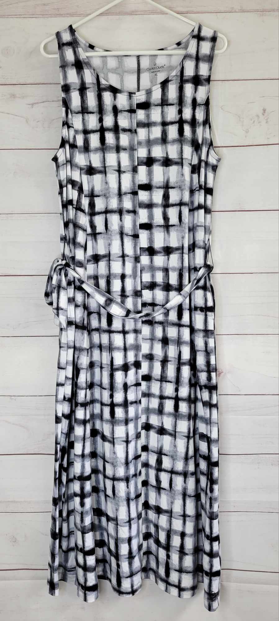 XLARGE BLK GINGHAM A586585 Cuddl Duds Flexwear Paneled Maxi Dress