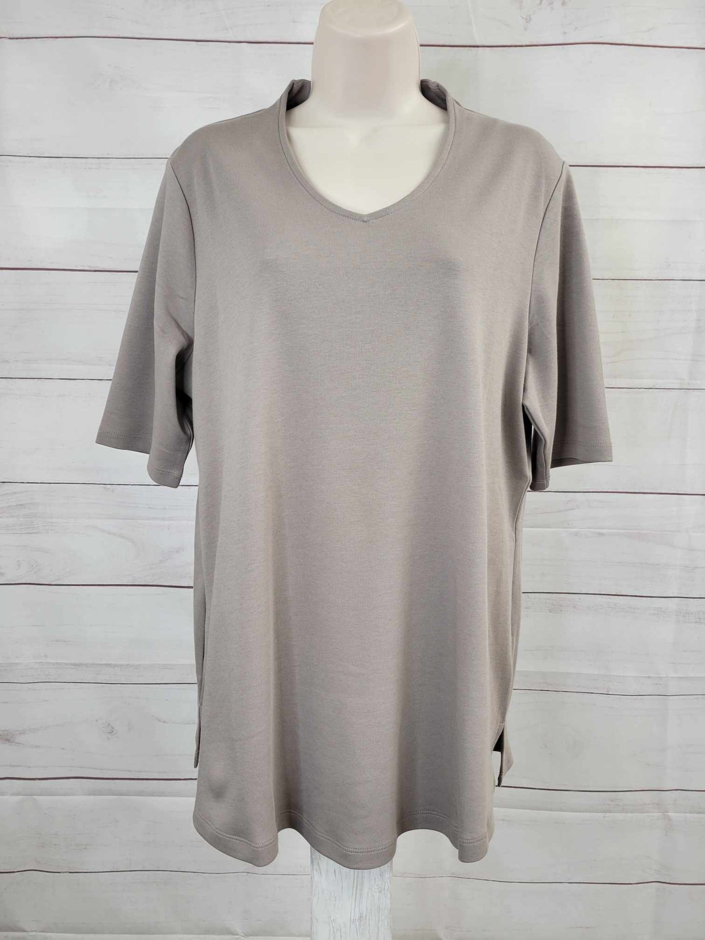 LARGE DRIFTWOOD A289635 Isaac Mizrahi Live! Essentials V-Neck Elbow Sleeve Tunic