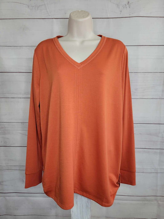 XXSMALL PAPRIKA A609974 Belle by Kim Gravel Snap to It Side Tab V Neck Top