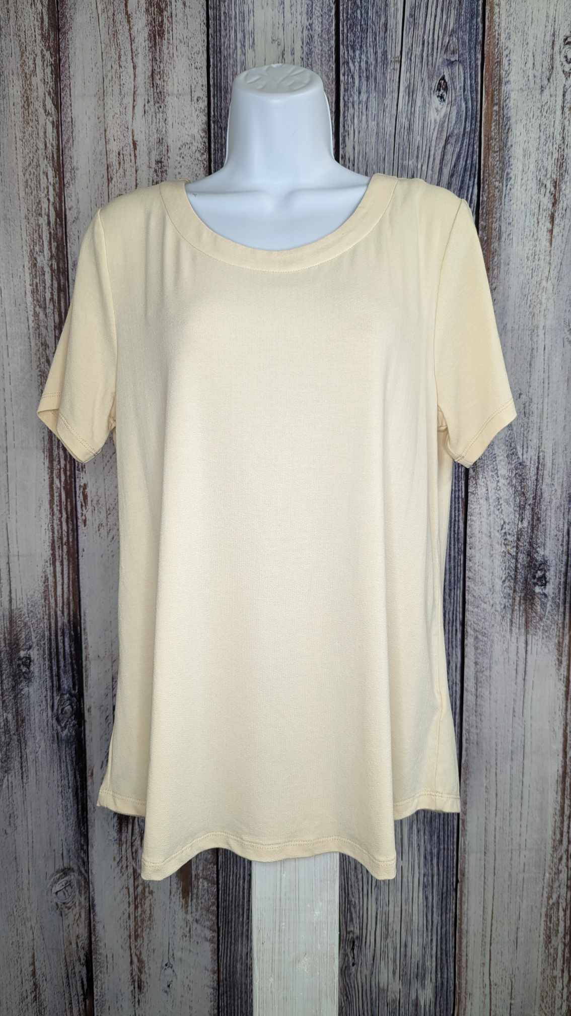 MEDIUM SAND A596384 AnyBody Textured Jersey Top