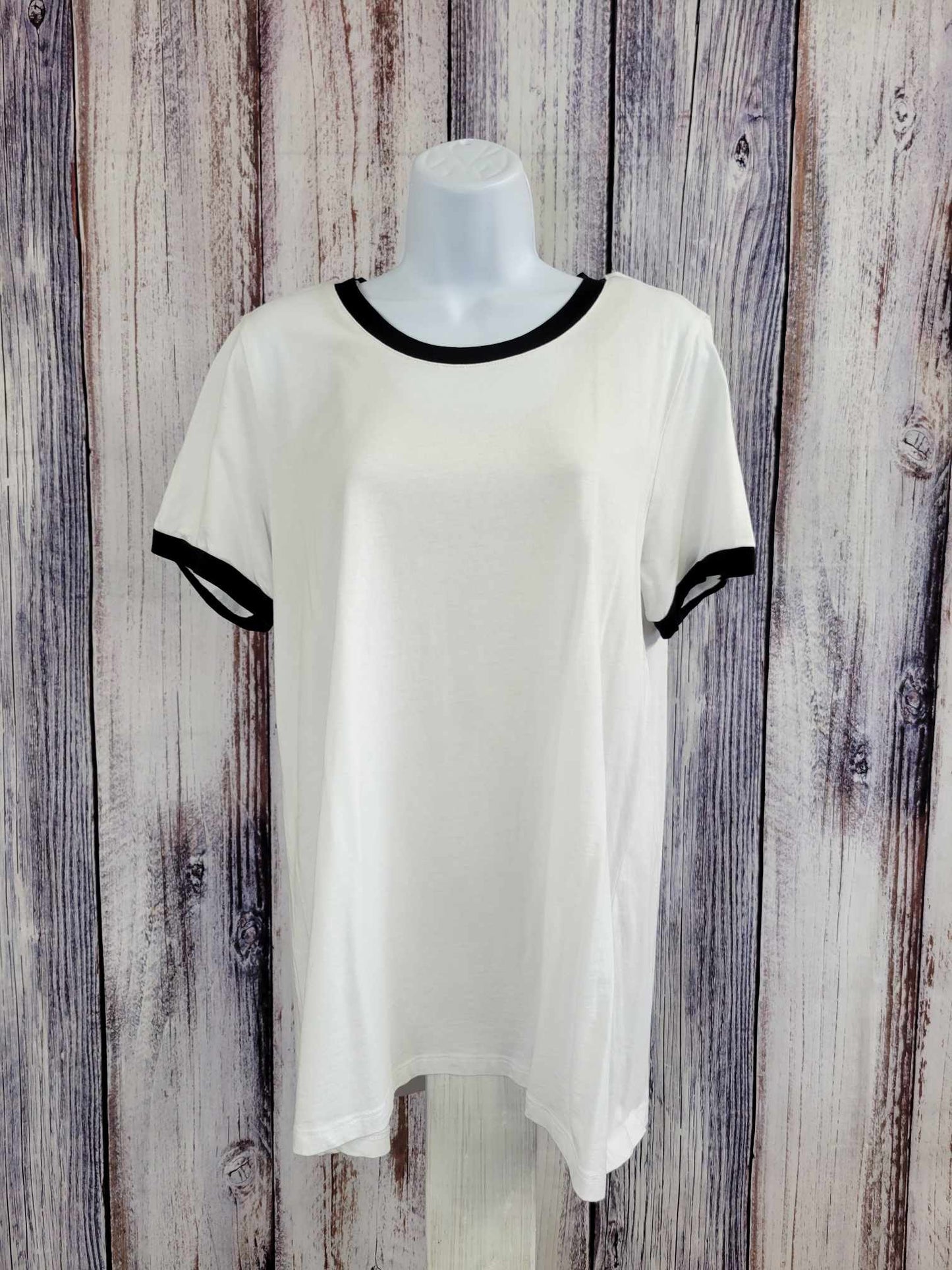 MEDIUM WHITE A602003 LOGO by Lori Goldstein Principles Colorblock Top