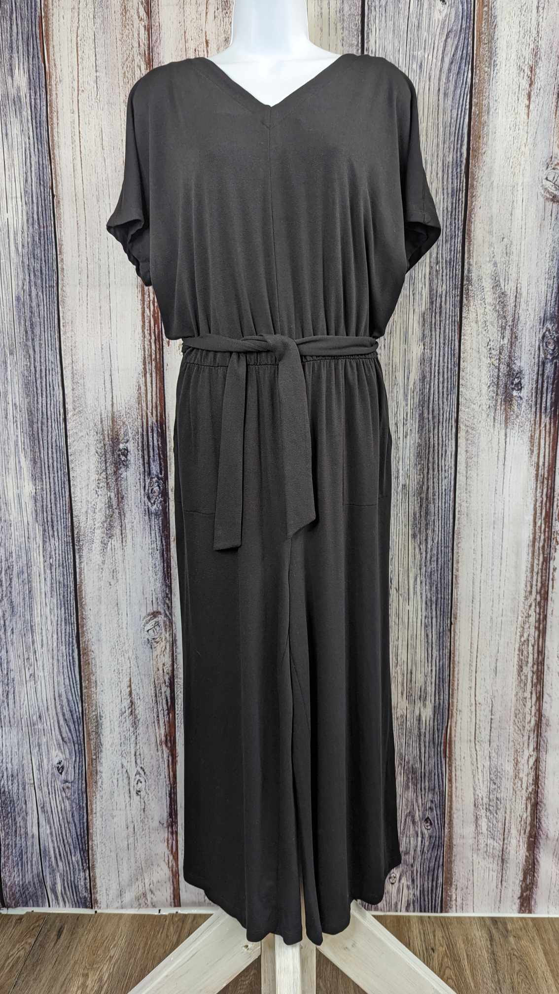 MEDIUM BLACK A395046 AnyBody Textured Knit Tie Front Jumpsuit