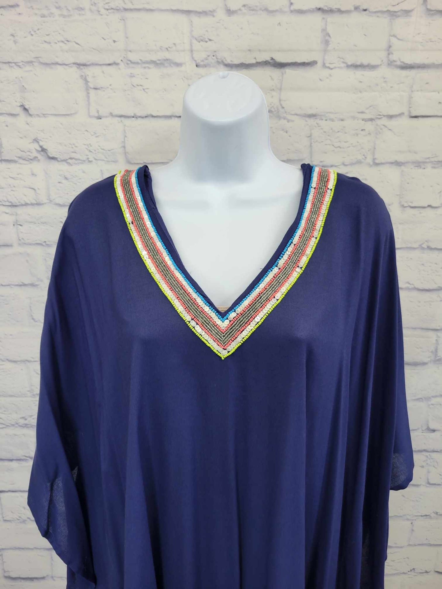 XL/1X NAVY A553150 America and Beyond Embroidered V Neck Caftan