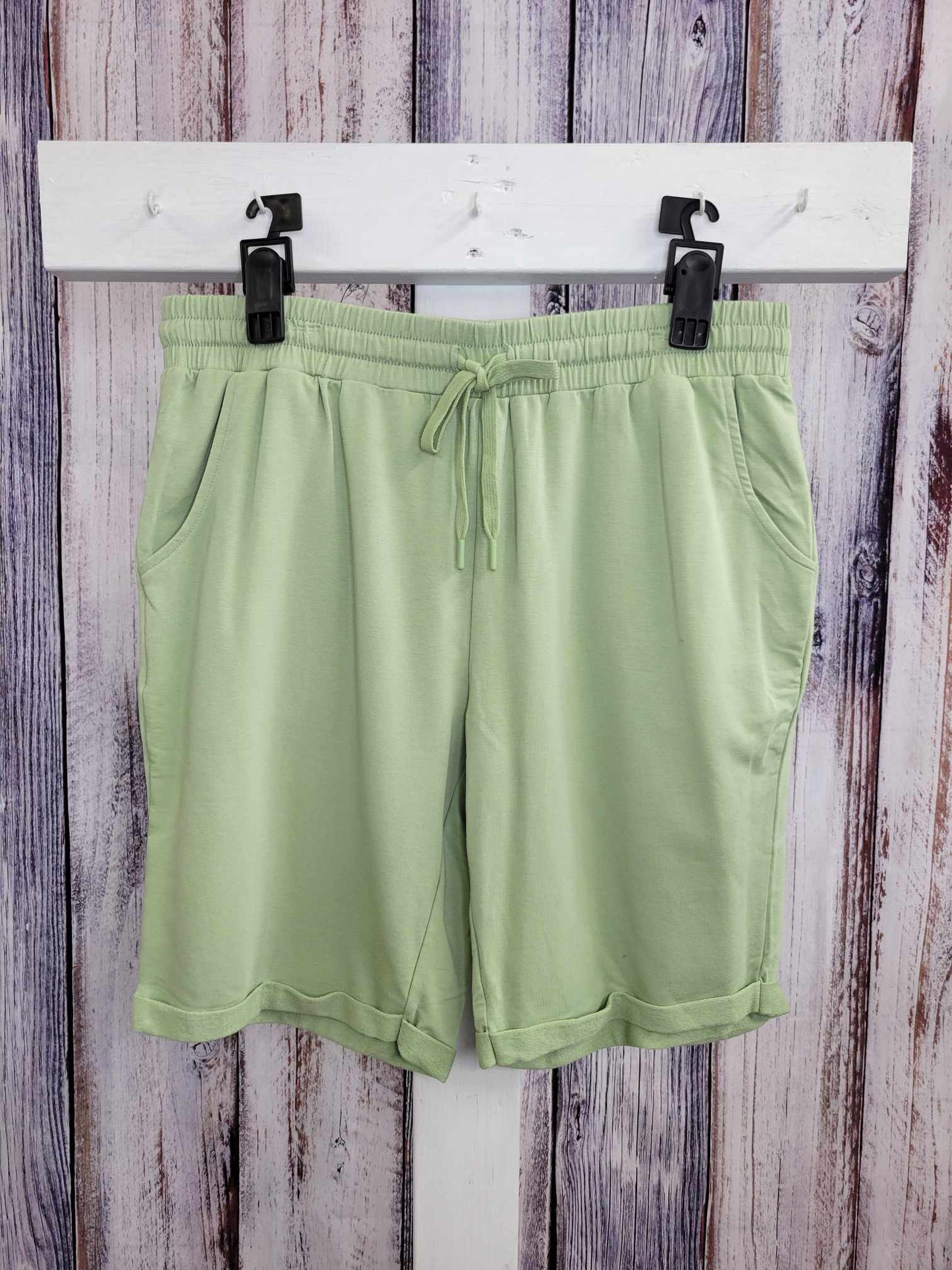 LARGE GREEN A397039 zuda Regular Z-Knit Cuffed Bermuda Shorts with Drawcord